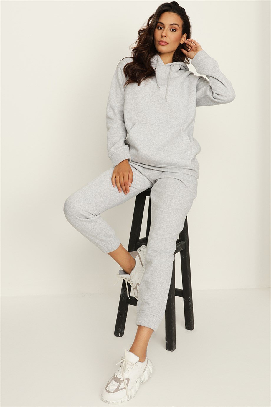 Kadın Kapüşonlu Peçli Sweatshirt