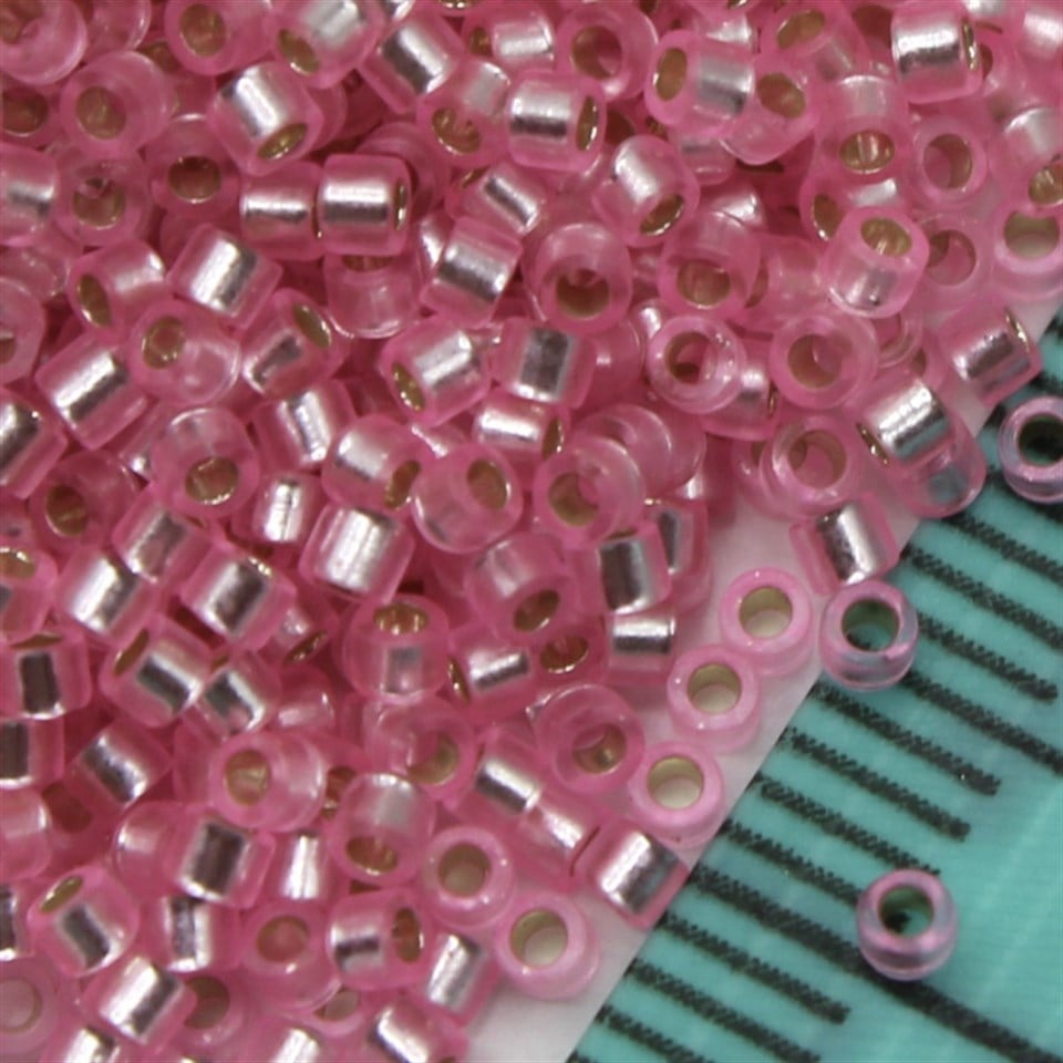 PaleVioletRed Miyuki DB34