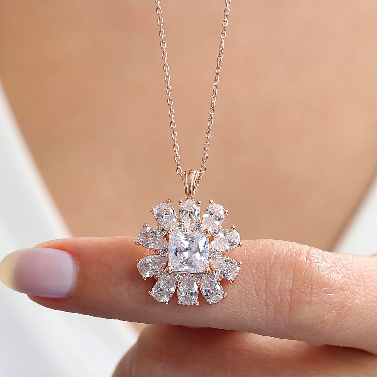 Effective Diamond Milano Rüyası Rose Renk Işıltılı Gümüş Kolye