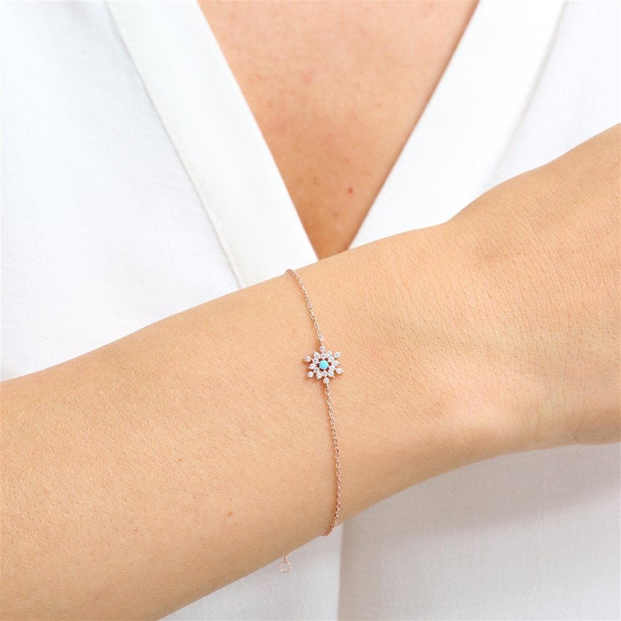 firuze-detay-isiltili-kar-tanesi-rose--773041.jpg