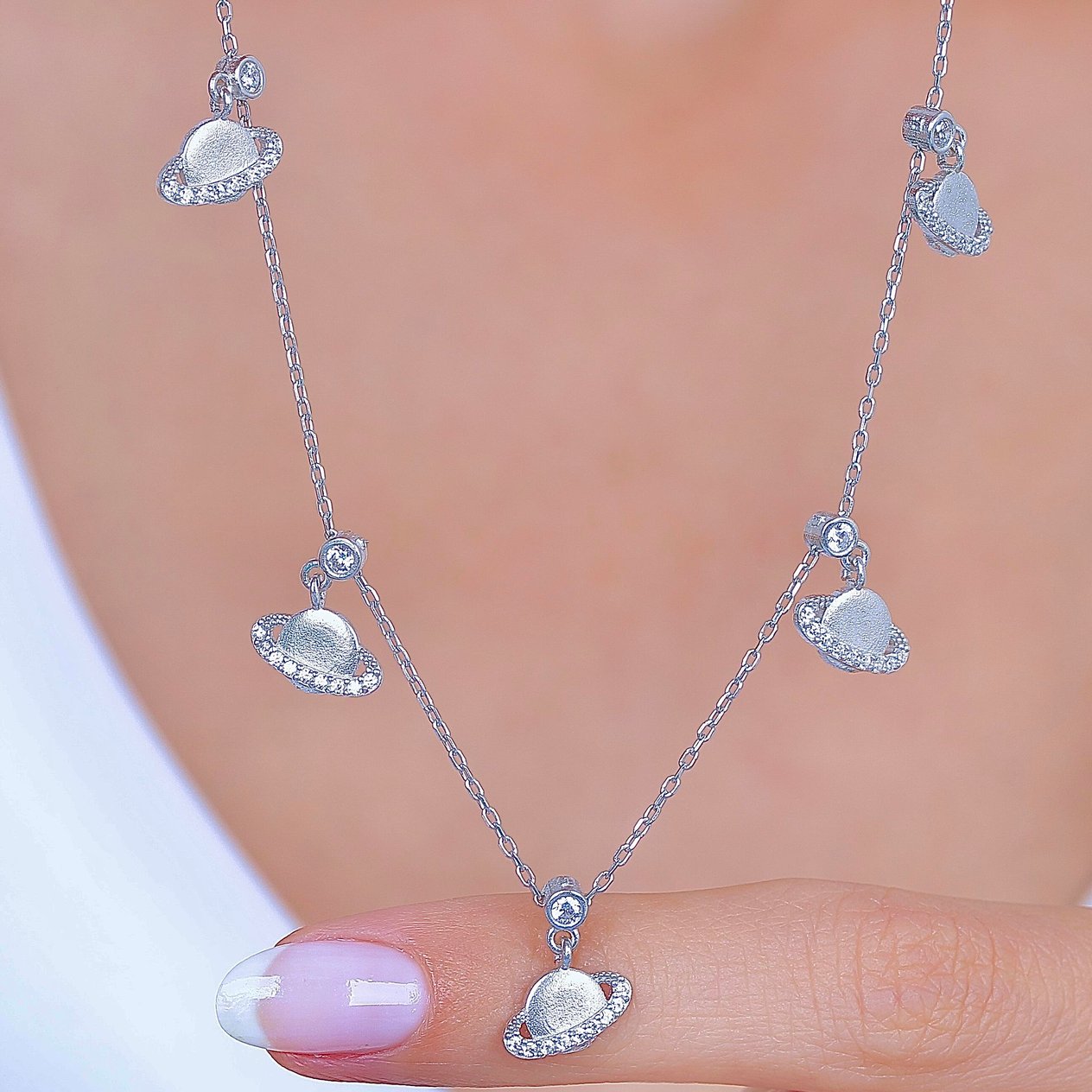 Işıltılı Gezegenler Choker Gümüş Şans Kolye