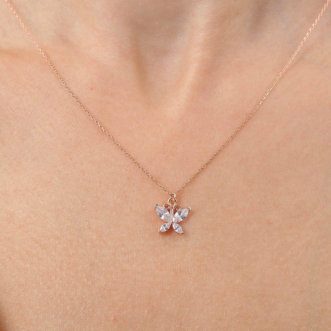 Işıltılı Kelebek Dokunuşu Rosegold Gümüş Kolye