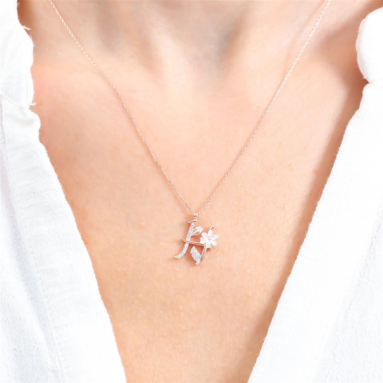 isiltili-manolya-cicegi-h-harfi-rose-r-6d09d8.jpg