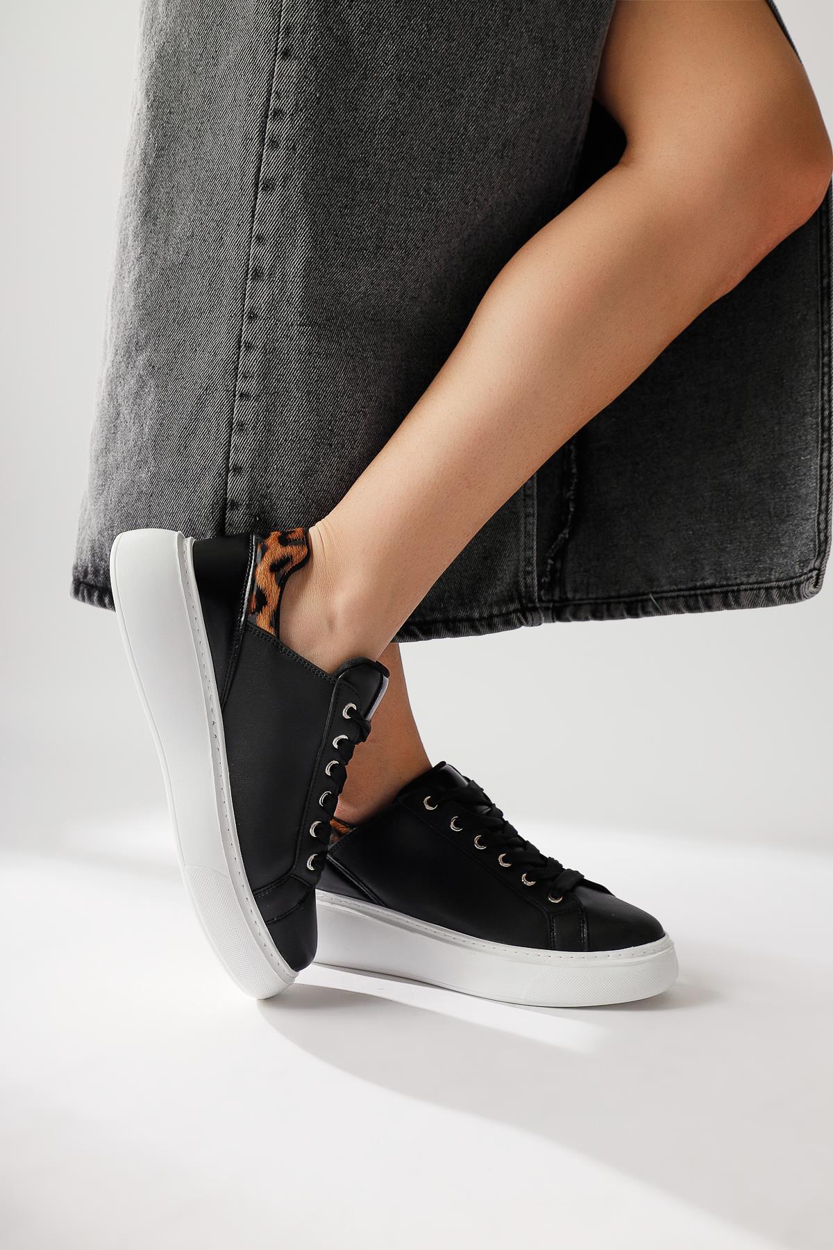 Tinka Siyah kalın Tabanlı Leopar Detaylı Sneakers