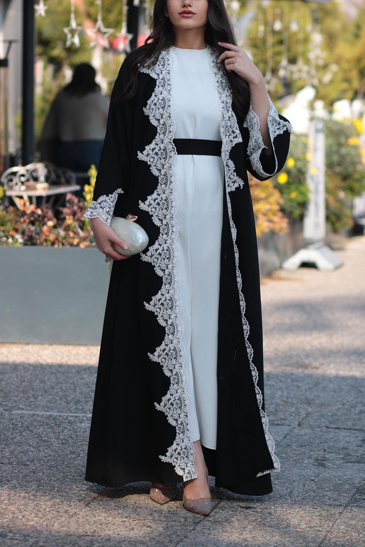 Siyah Güpür Detaylı Abaya
