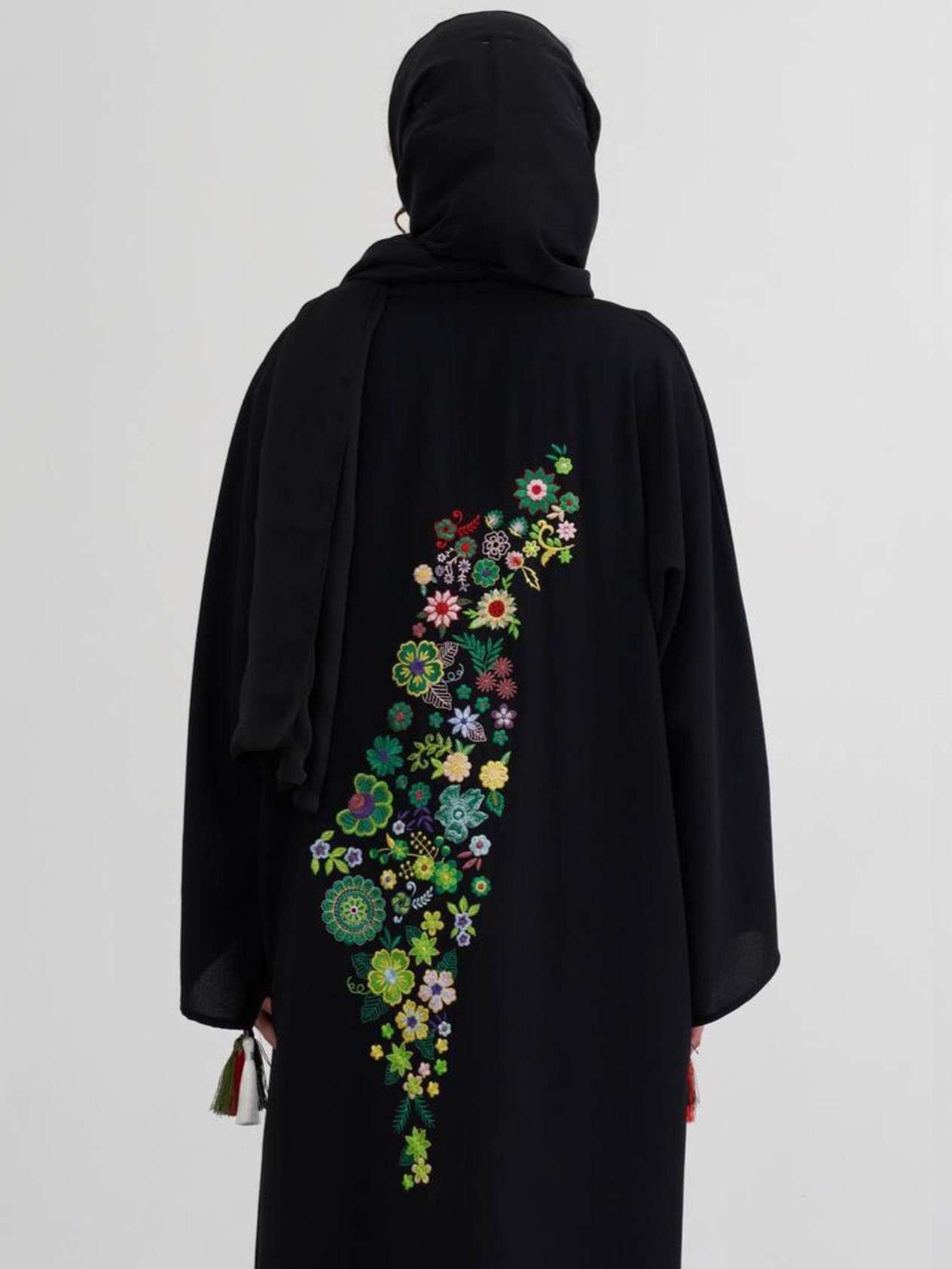 Siyah Nahel Abaya