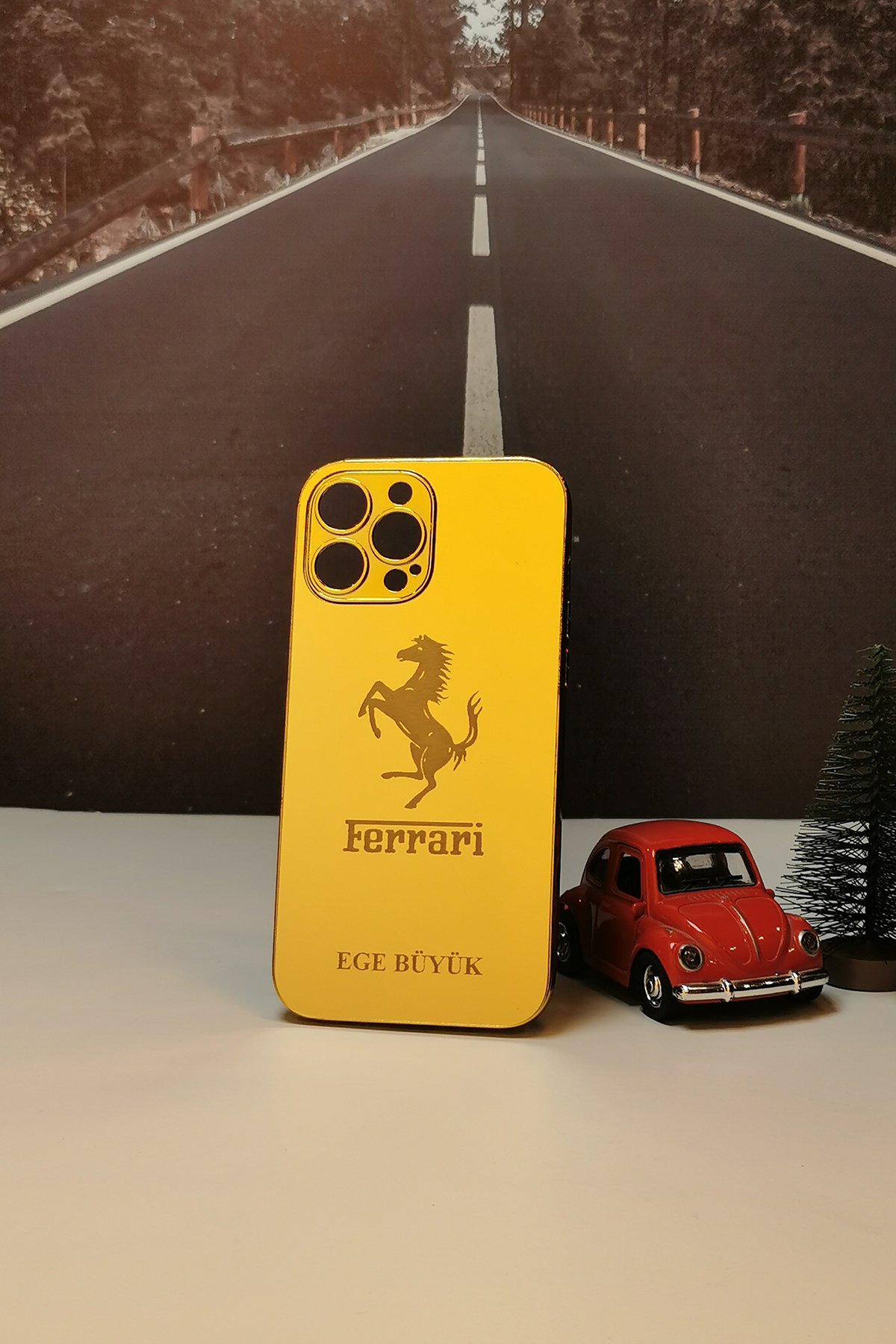 Ferrari IV Logolu Kişiye Özel Telefon Kılıfı