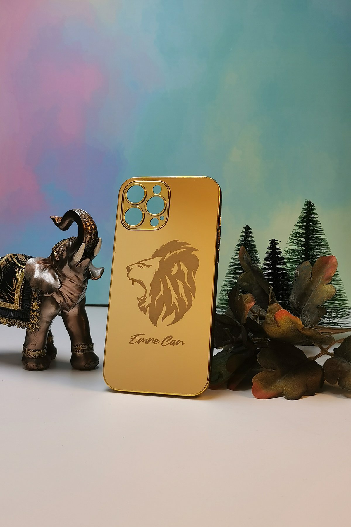 Kükreyen Aslan Temalı Kişiye Özel Telefon Kılıfı