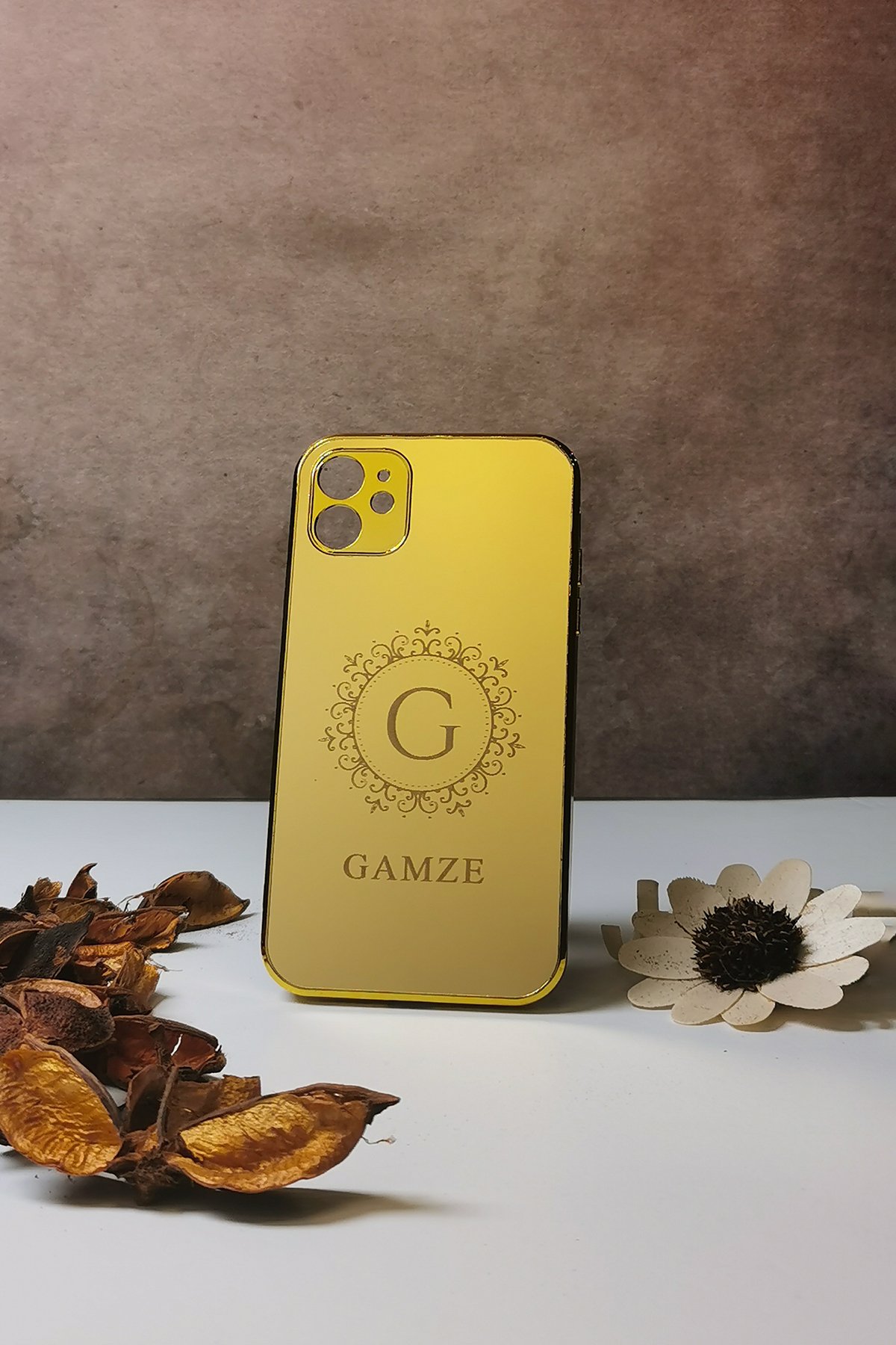 Maple Harf Temalı Kişiye Özel Telefon Kılıfı