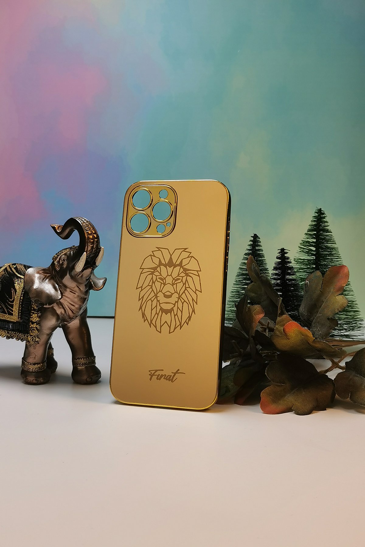 Yeleli Aslan II Temalı Kişiye Özel Telefon Kılıfı