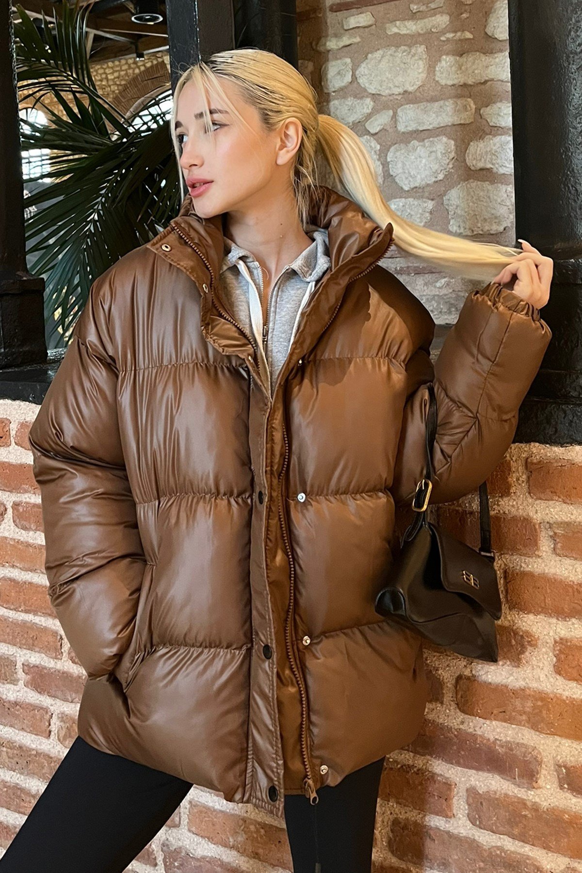 Kahverengi Basic Oversize Kadın Şişme Mont MG1582