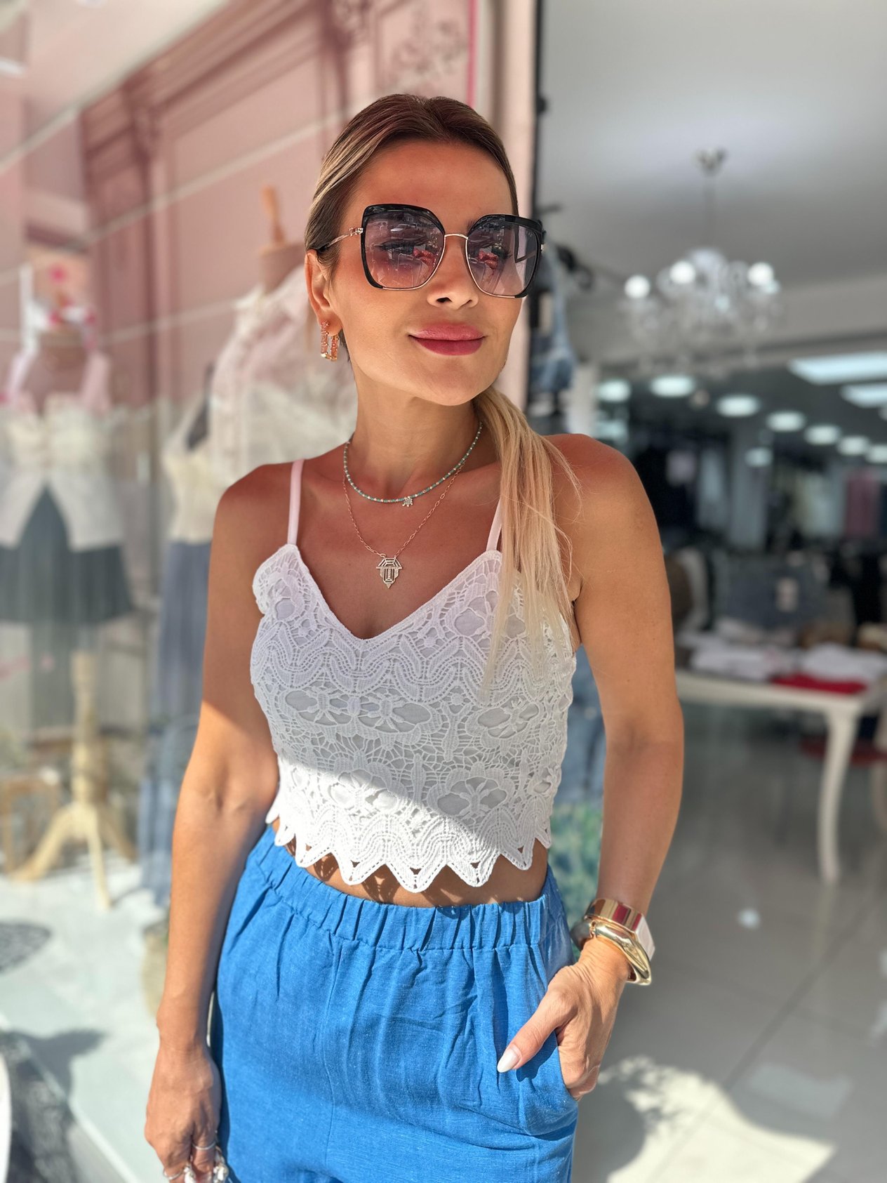 Ekru Fisto Detaylı Crop
