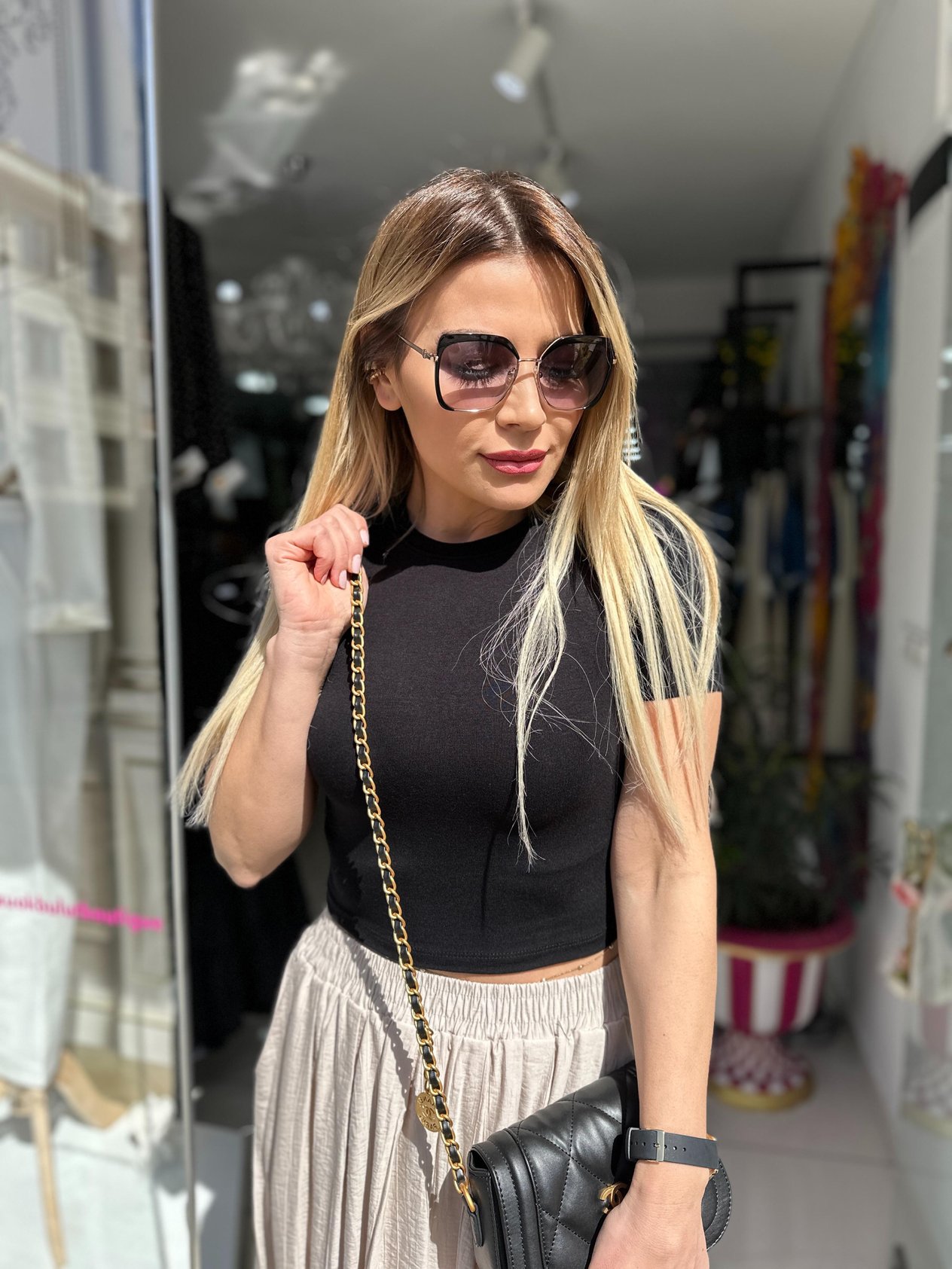 Siyah Çilek Kumaş Body 