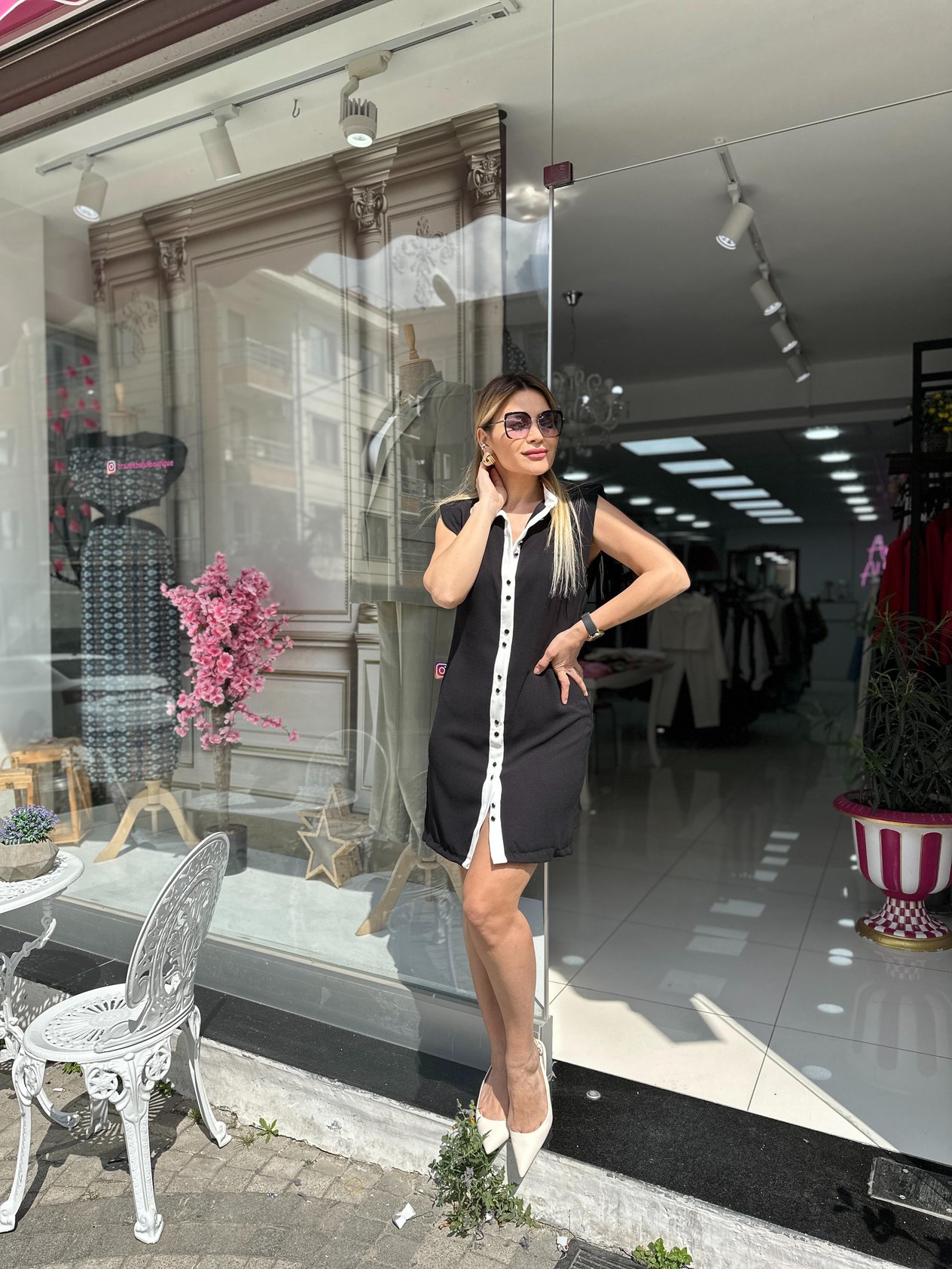 Siyah Garnili Elbise 