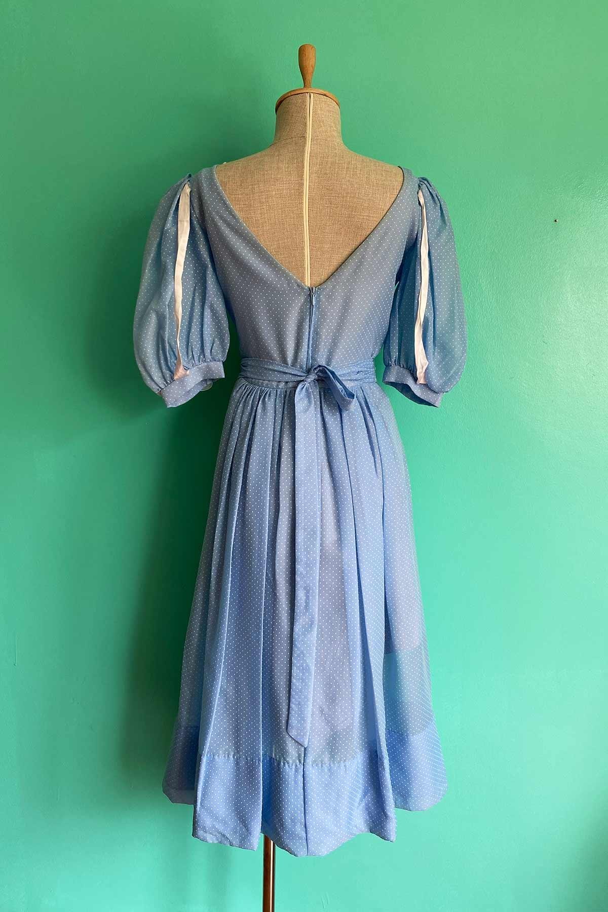Vintage Sırt Dekolteli Elbise