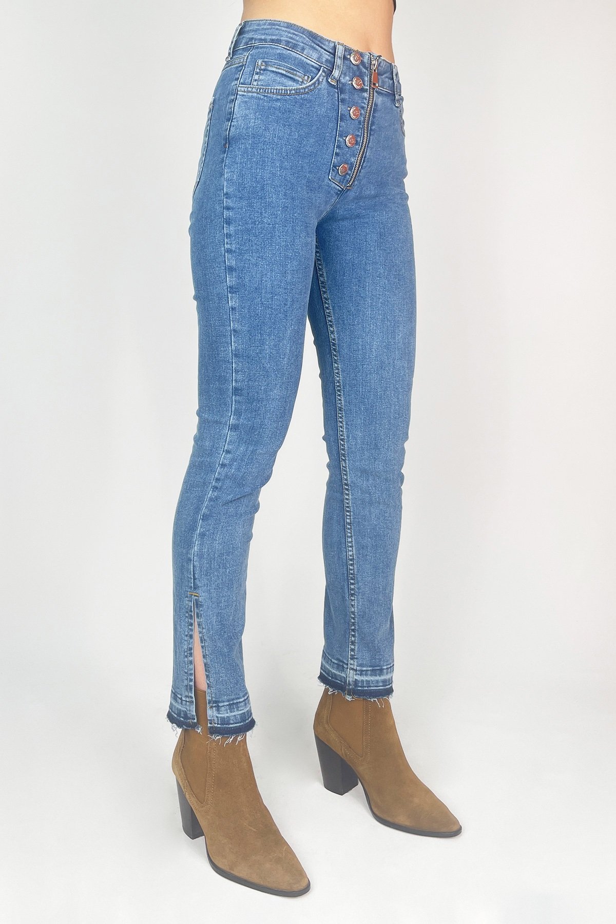 Önden Düğmeli Paça Yırtmaçlı Jean Pantolon - Mavi-T-30512-Mavi 