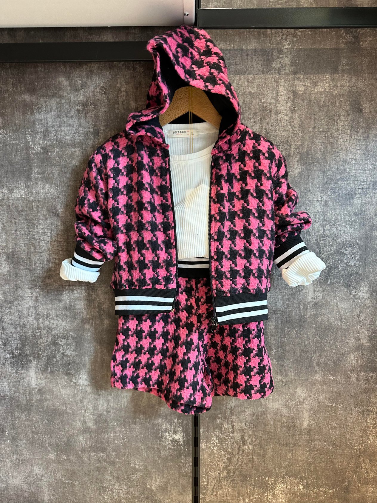 Pembe Kazayağı Desenli TakımÇOCUKCABUTİK