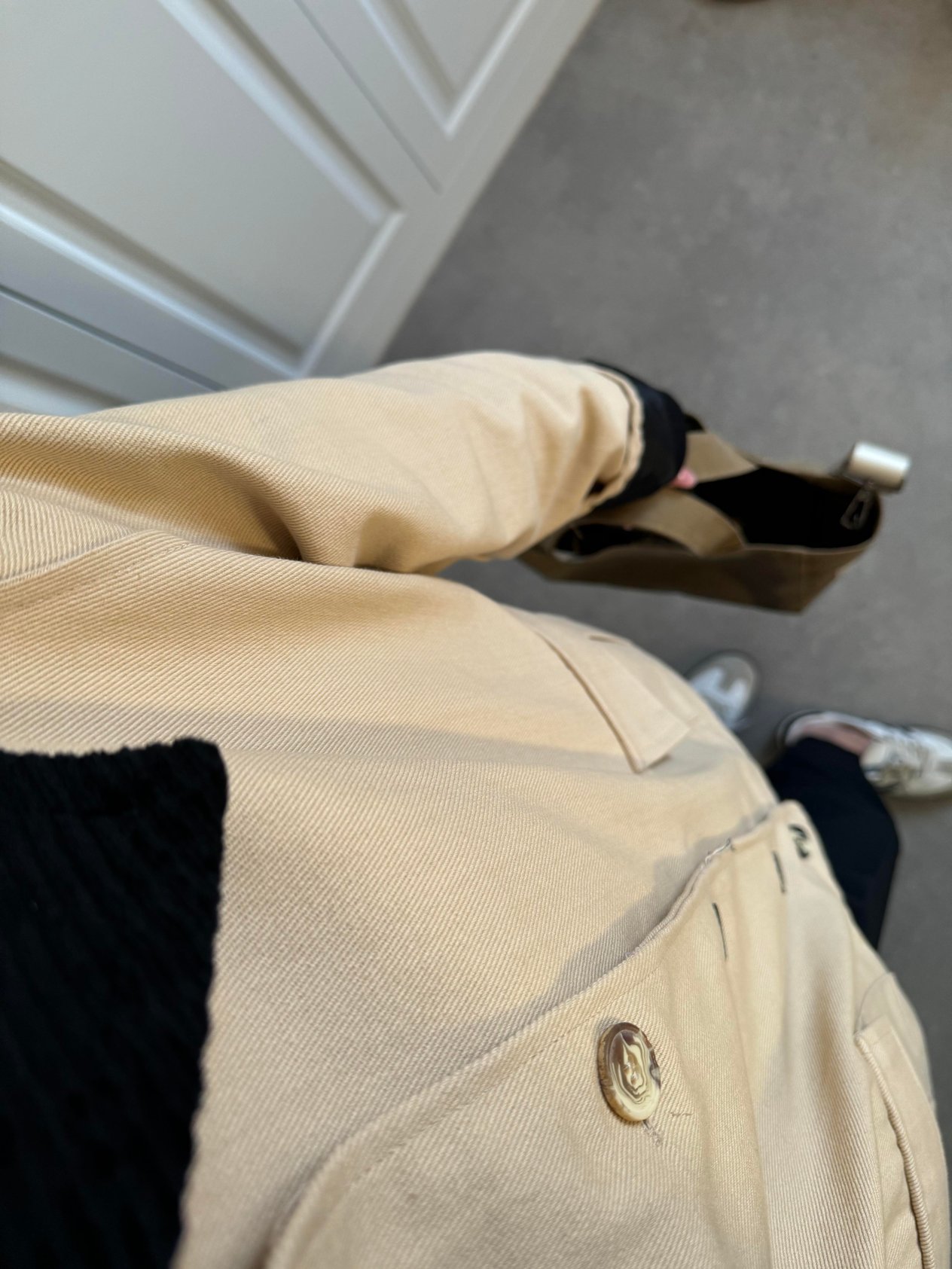Astarlı Kadife Yakalı Premium Taş Parka