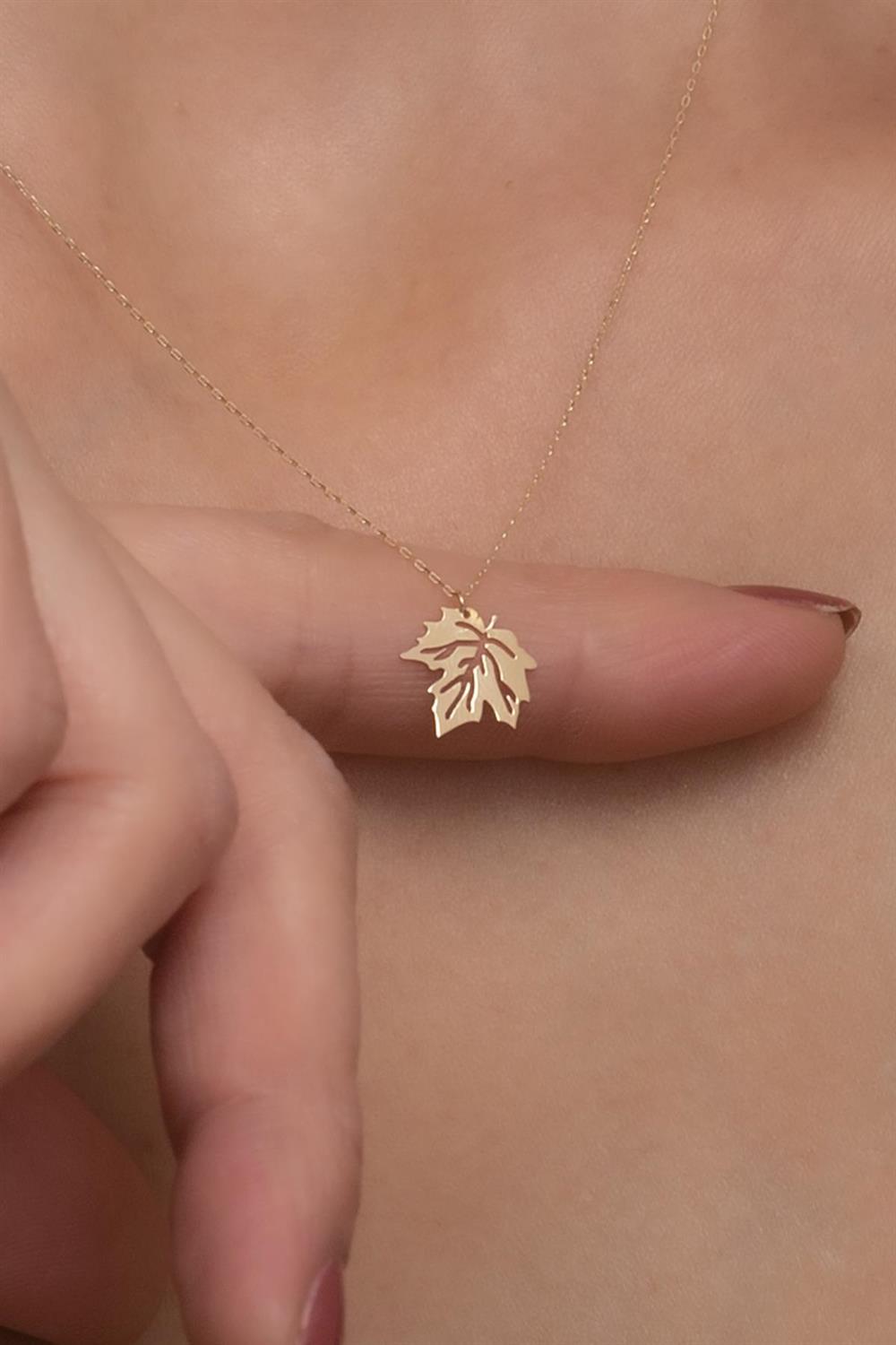 14K Solid Gold Sycamore Leaf Necklace