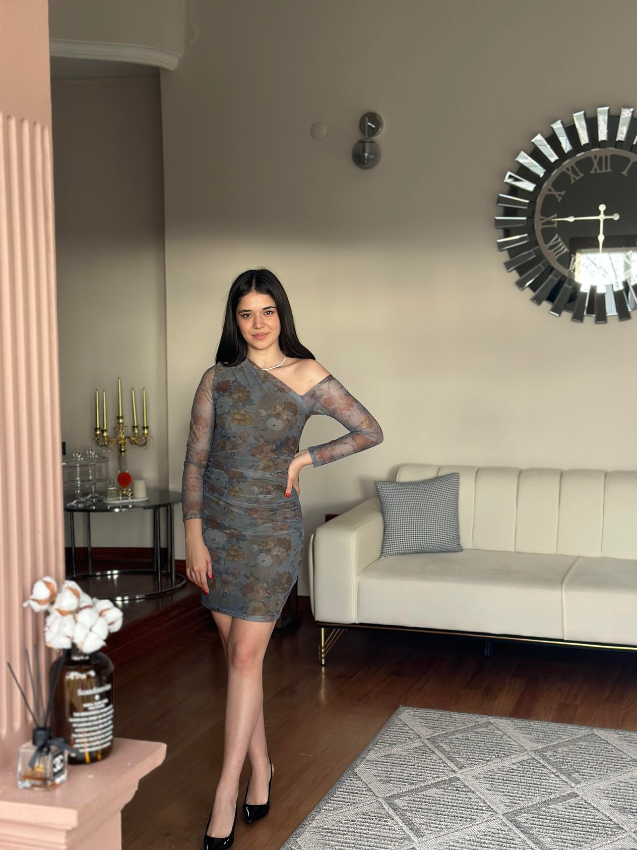 Desenli Likralı Tül Tek Omuz Dekolteli Uzun Kol Büzgülü Abiye Nişan Elbisesi