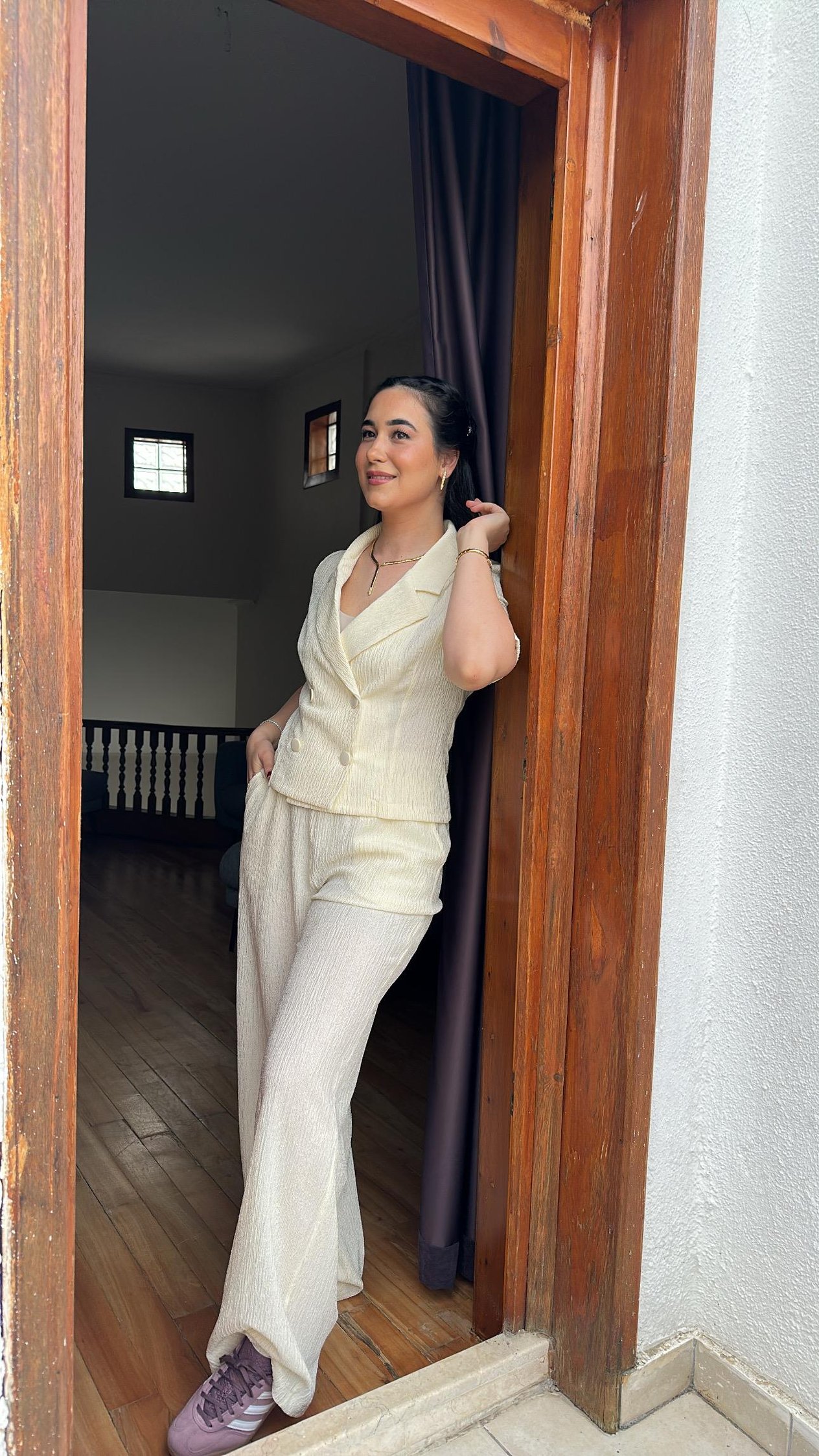 Krem Renk Fitilli ve Likralı Kumaş Takım