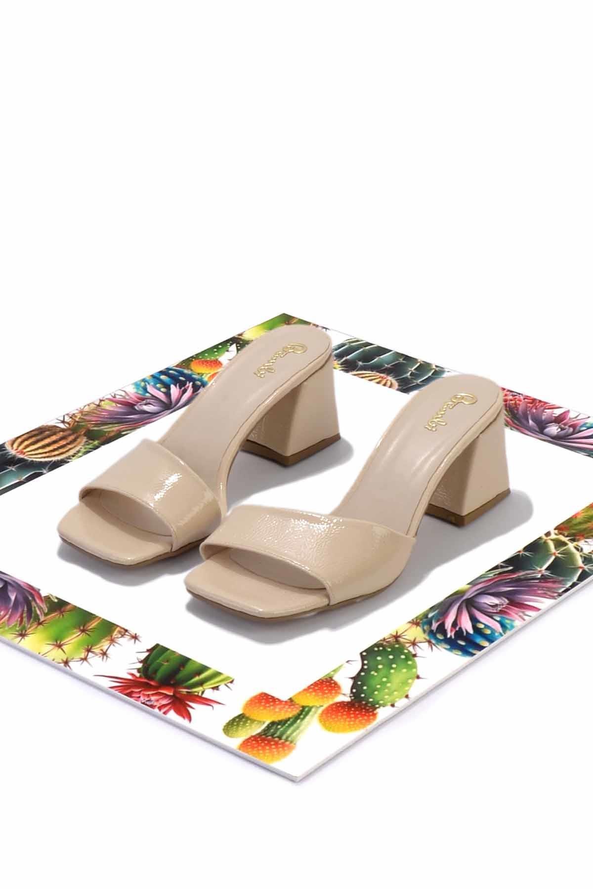 Nude Kırışık Rugan  Kadın Terlik K04471133008