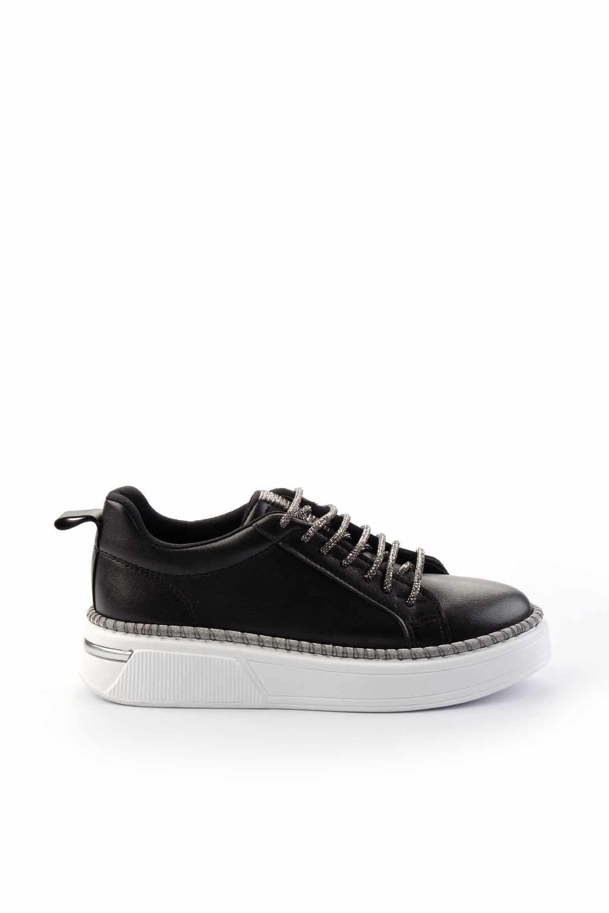 Siyah  Kadın Sneaker K01377023709