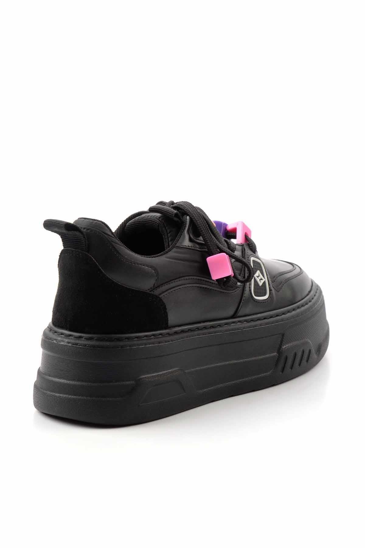 Siyah  Kadın Sneaker K01791222209