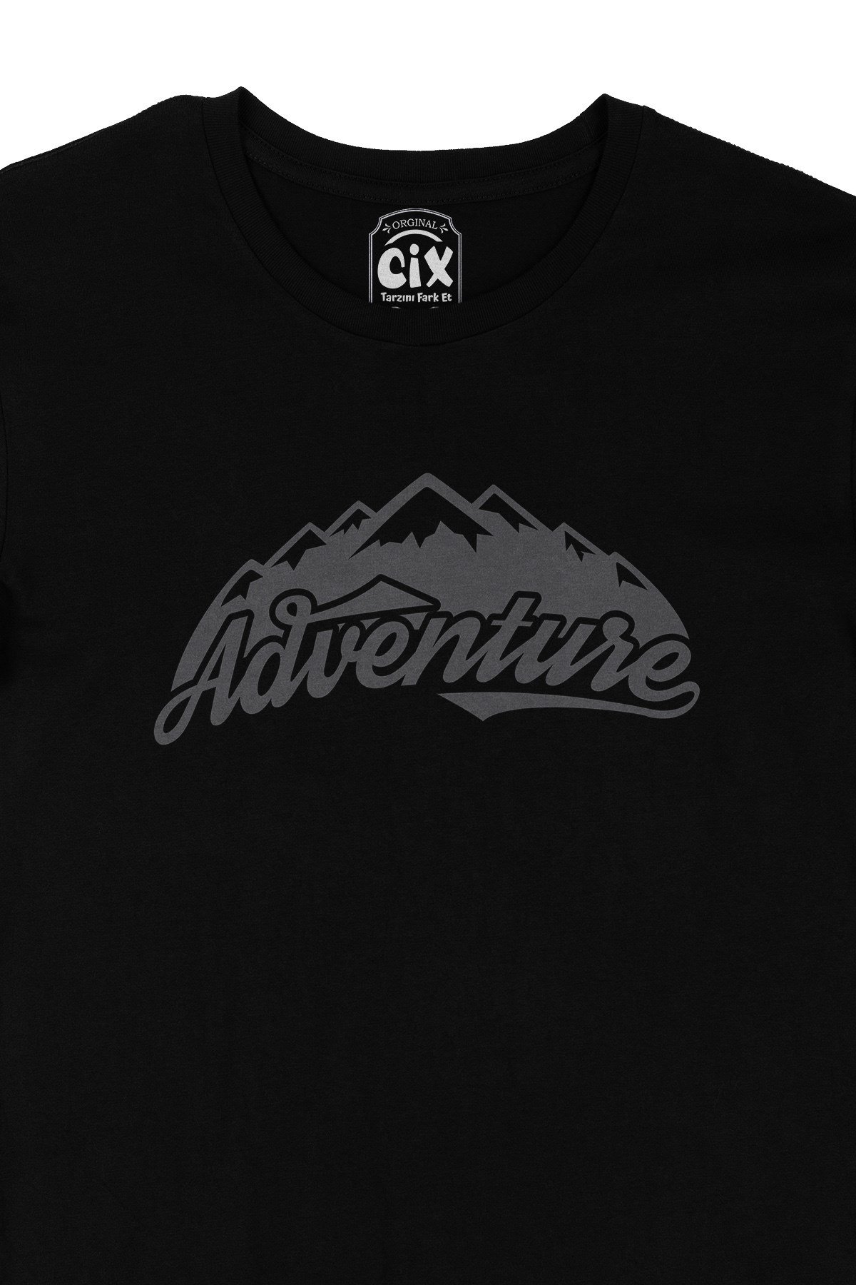Adventure Siyah Tişört