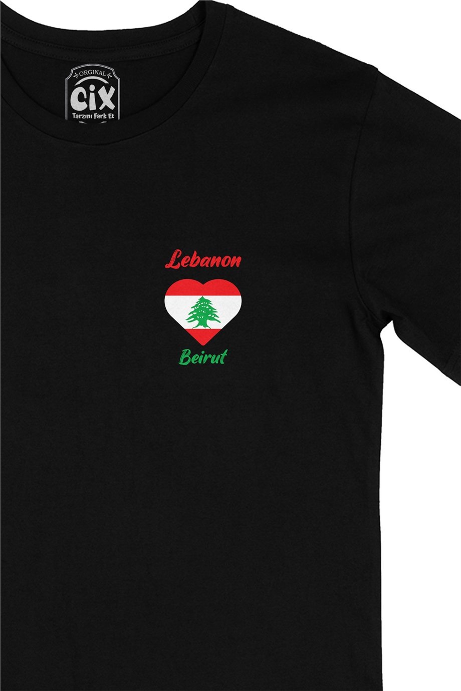 Beyrut Lübnan Bayraklı Kalpli Cep Logo Tasarımlı Siyah Tişört