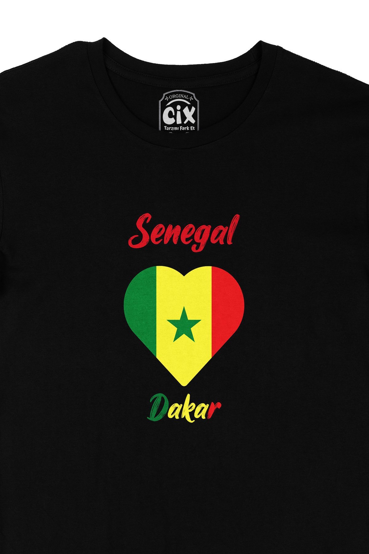 Dakar Senegal Bayraklı Kalpli Siyah Tişört