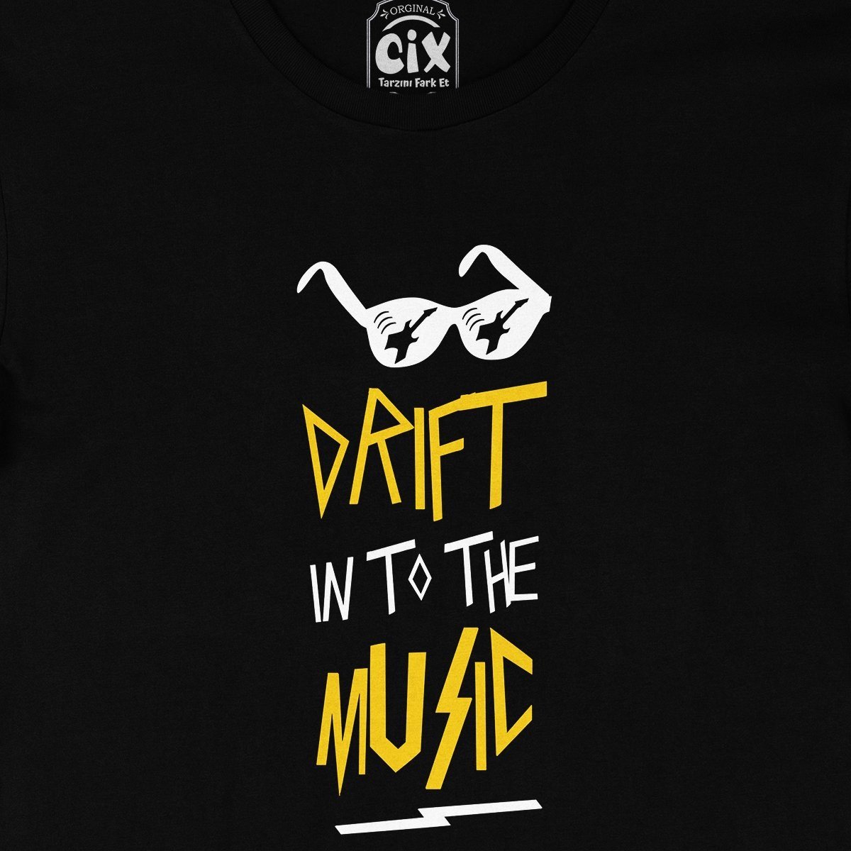 Drift In To The Music Siyah Tişört