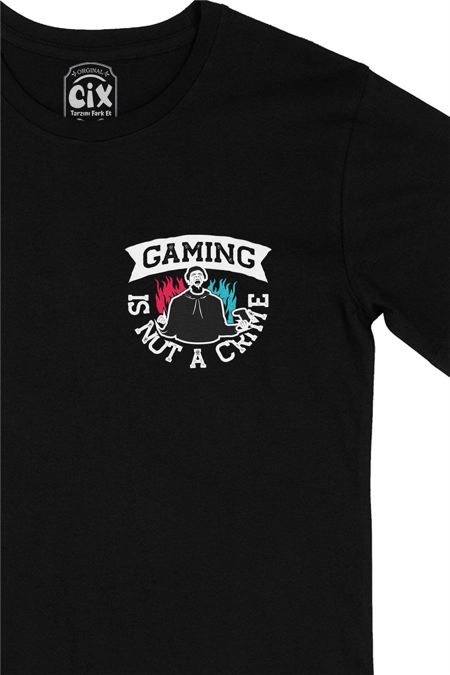 Gaming Is Not A Crime Cep Logo Tasarımlı Siyah Tişört