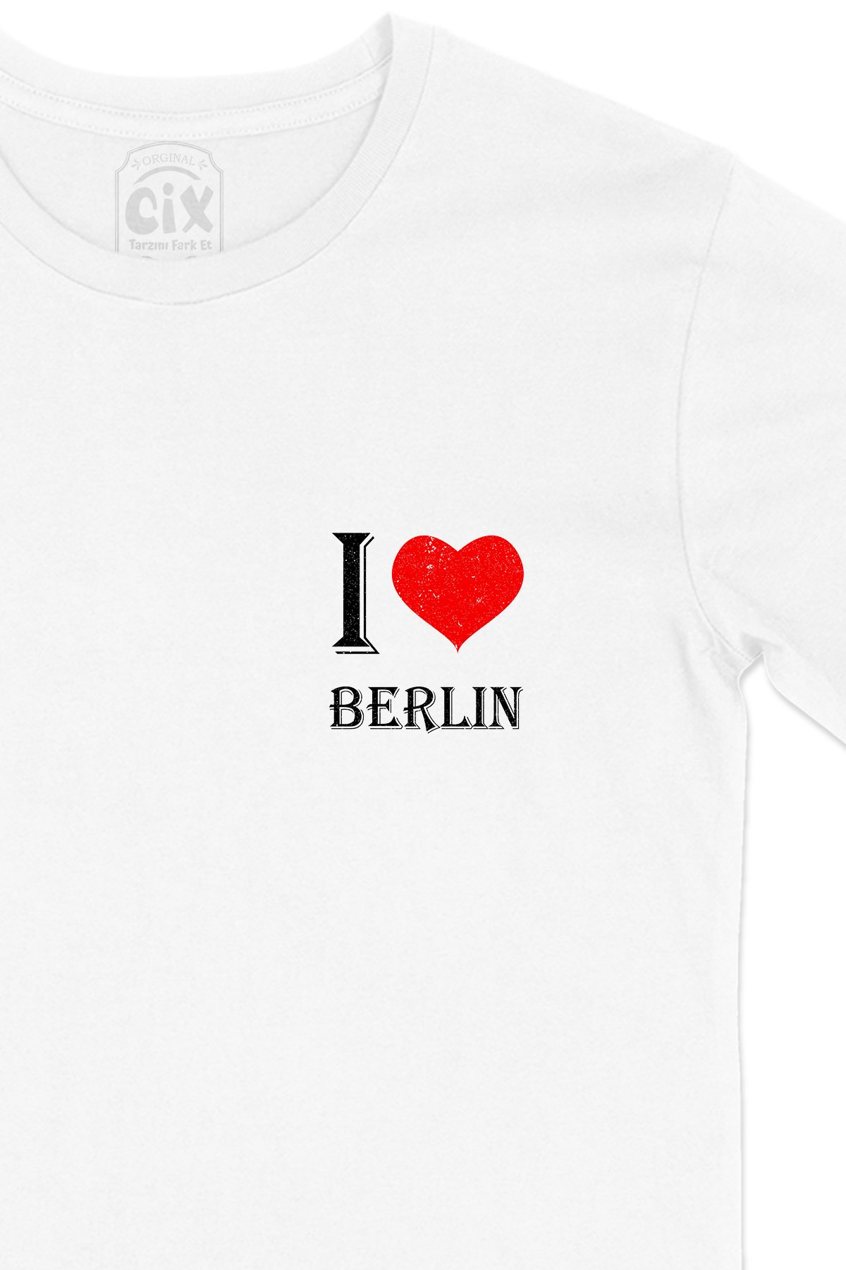 I Love Berlin Cep Logo Tasarımlı Beyaz Tişört