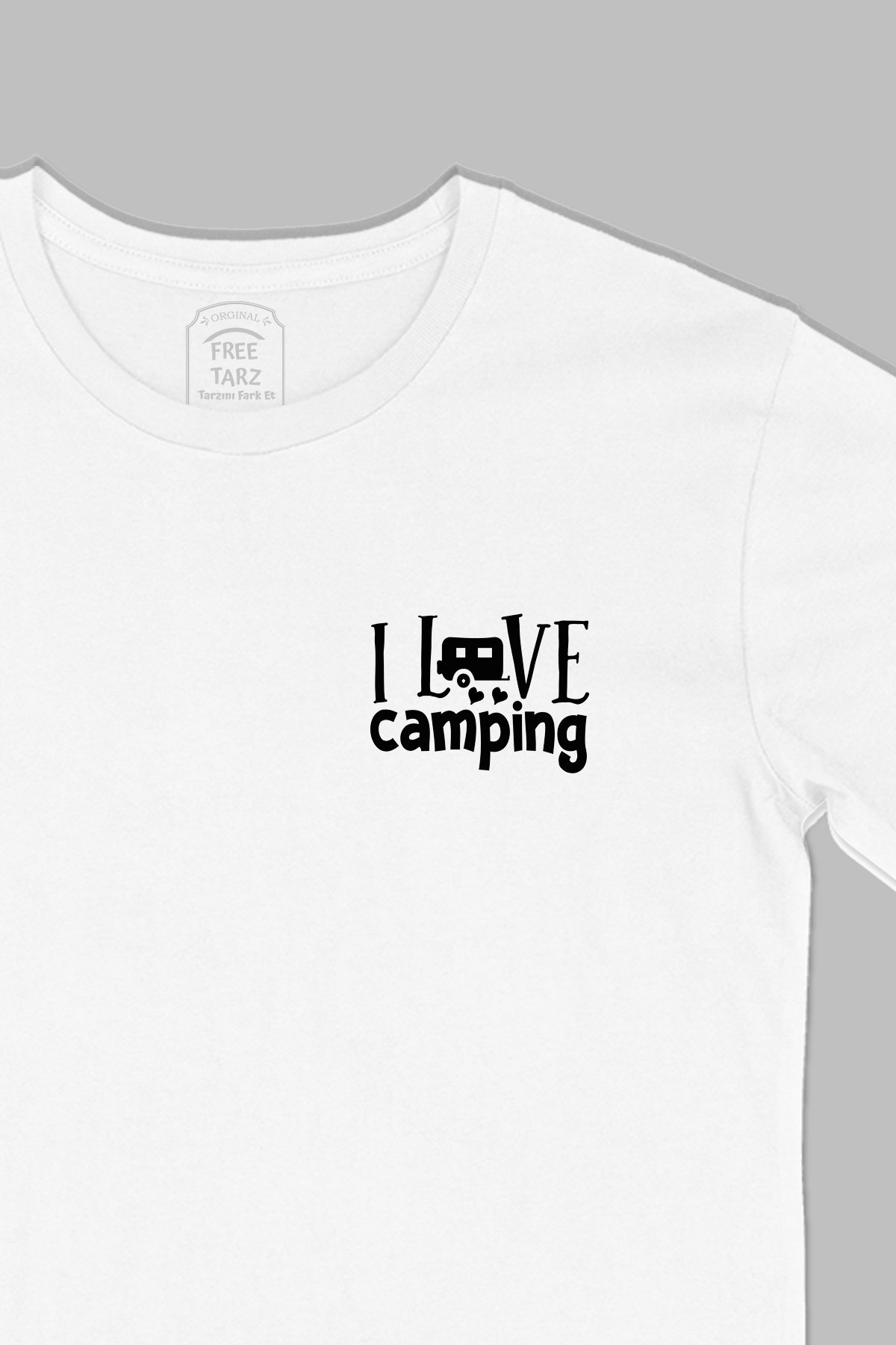 I Love Camping Kamp Baskılı Cep Tasarım Beyaz Tişört I Love Camping Kamp Baskılı Cep Tasarım Beyaz Tişört - Ücretsiz Kargo