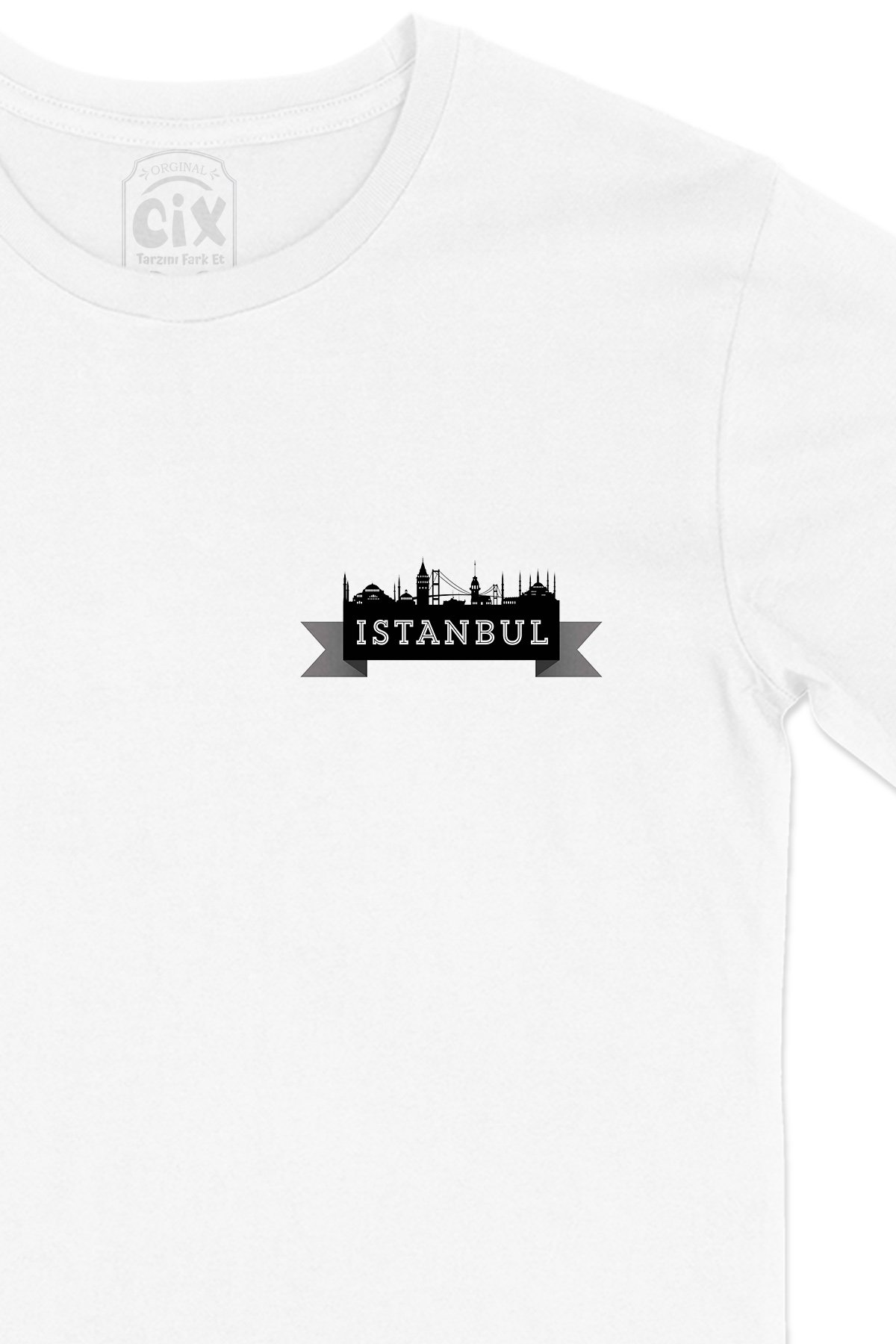 İstanbul Kuşaklı Cep Logo Tasarımlı Beyaz Tişört