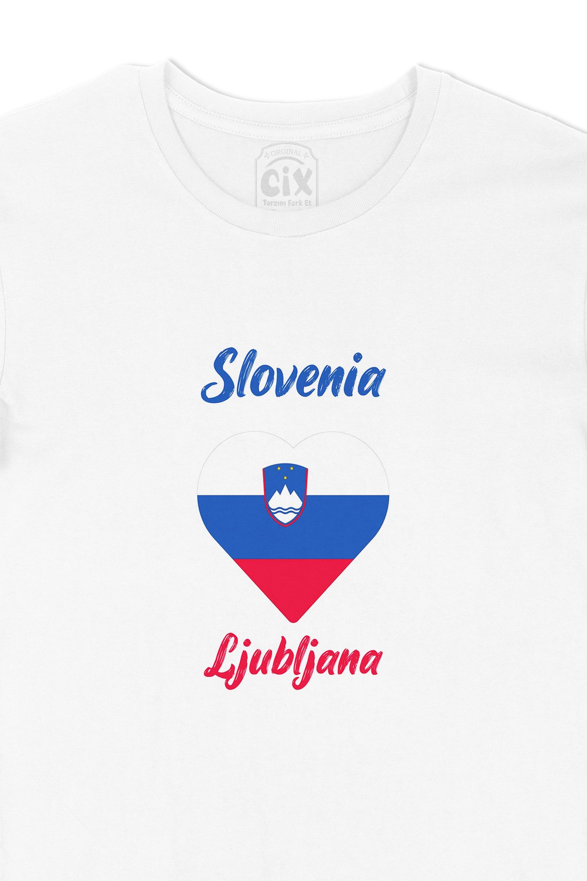 Ljubljana Slovenya Bayraklı Kalpli Tişört