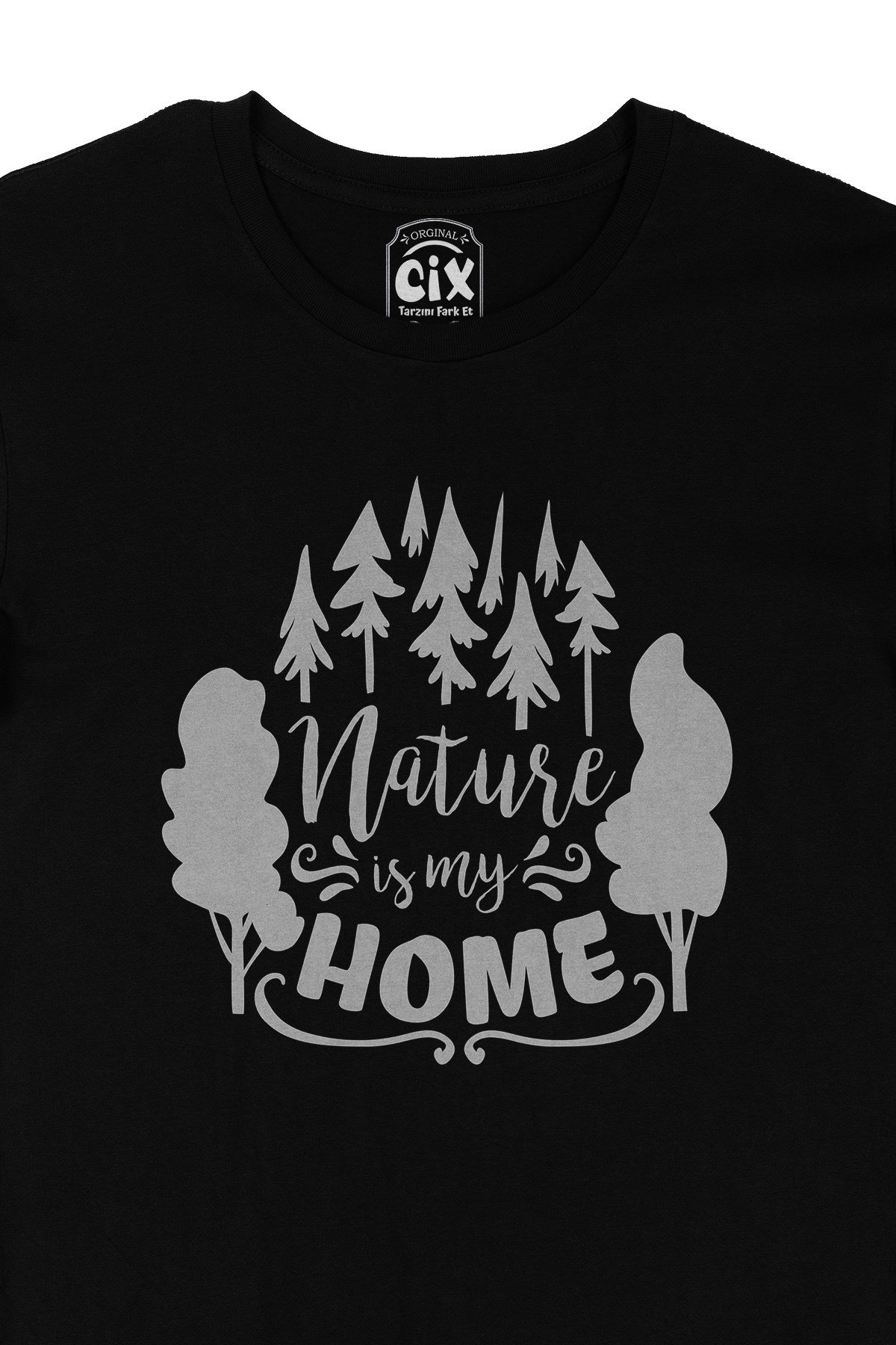 Nature Is My Home Siyah Tişört
