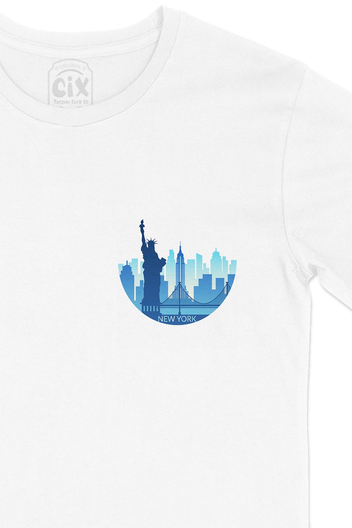New York Cep Logo Tasarımlı Beyaz Tişört