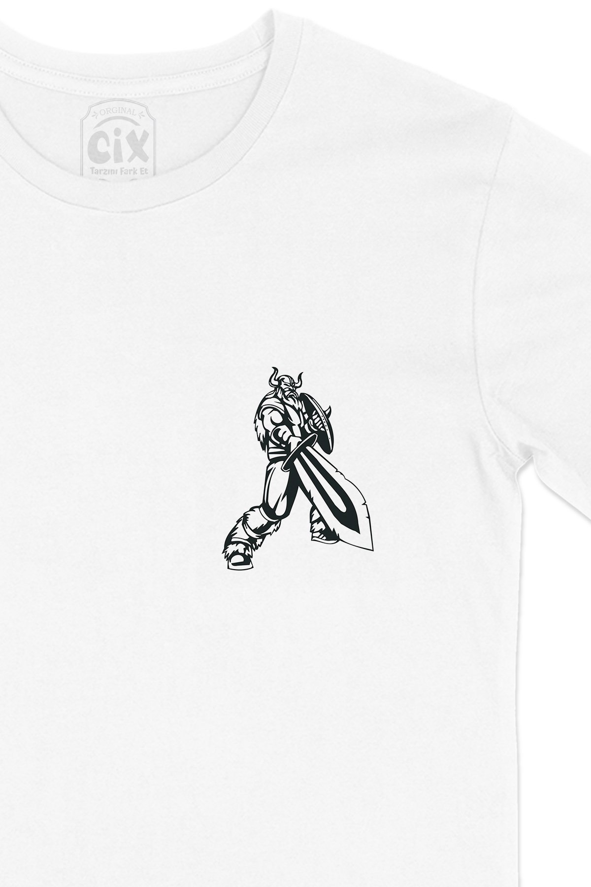 Viking Kılınç ve Kalkan Cep Logo Tasarımlı Beyaz Tişört