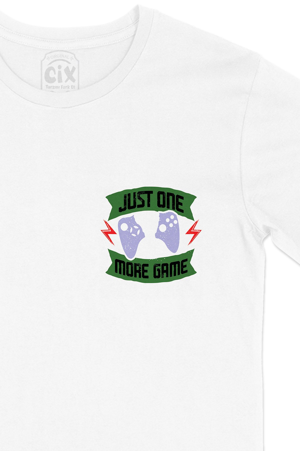 Yeşil Just One More Game Cep Logo Tasarımlı Beyaz Tişört