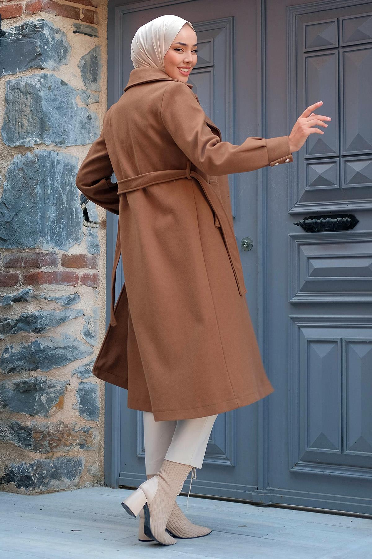 Kuşaklı Düğmeli Kaşe Kaban Taba HM2301