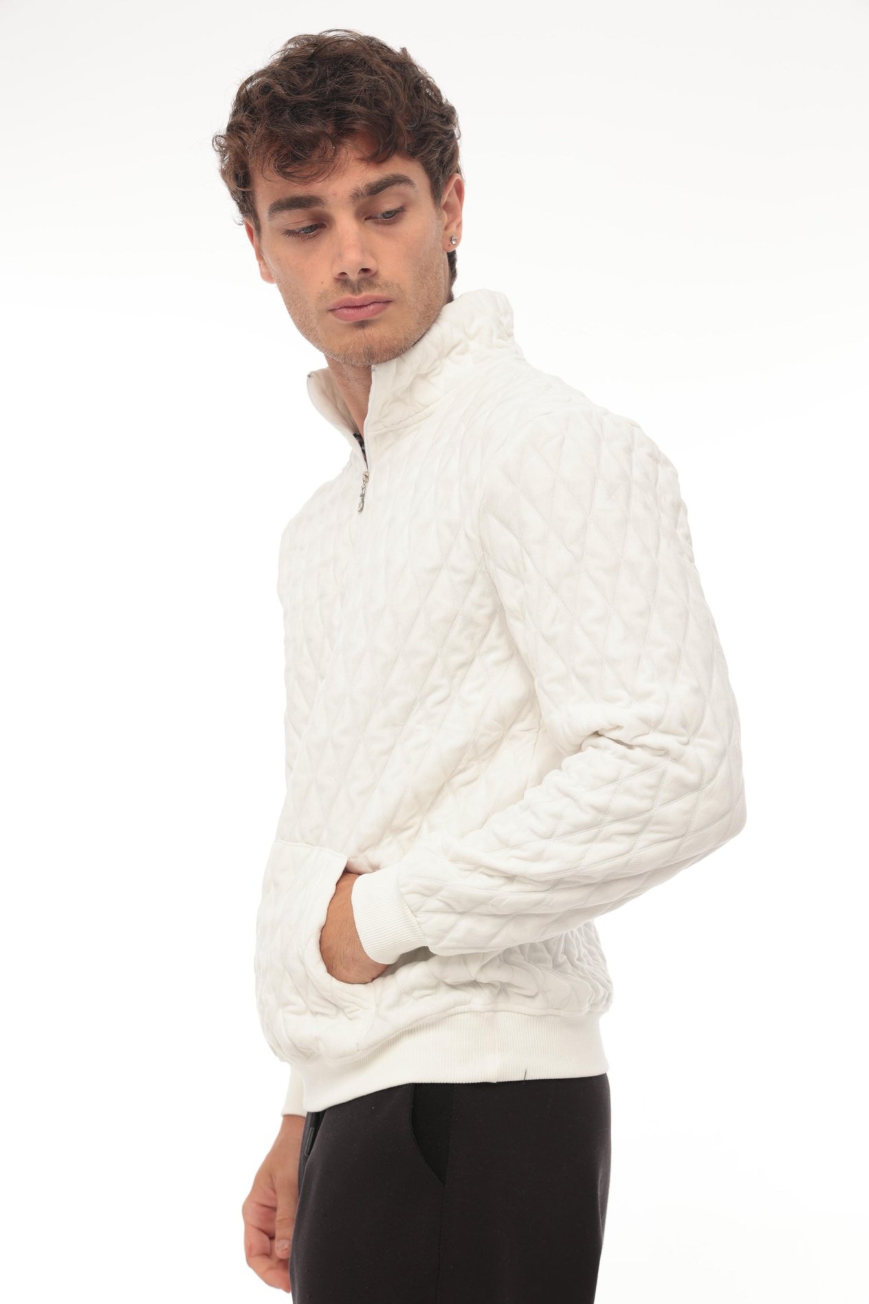 Miron Beyaz Kapitone Detaylı Yarım Fermuarlı Regular Fit Sweatshirt
