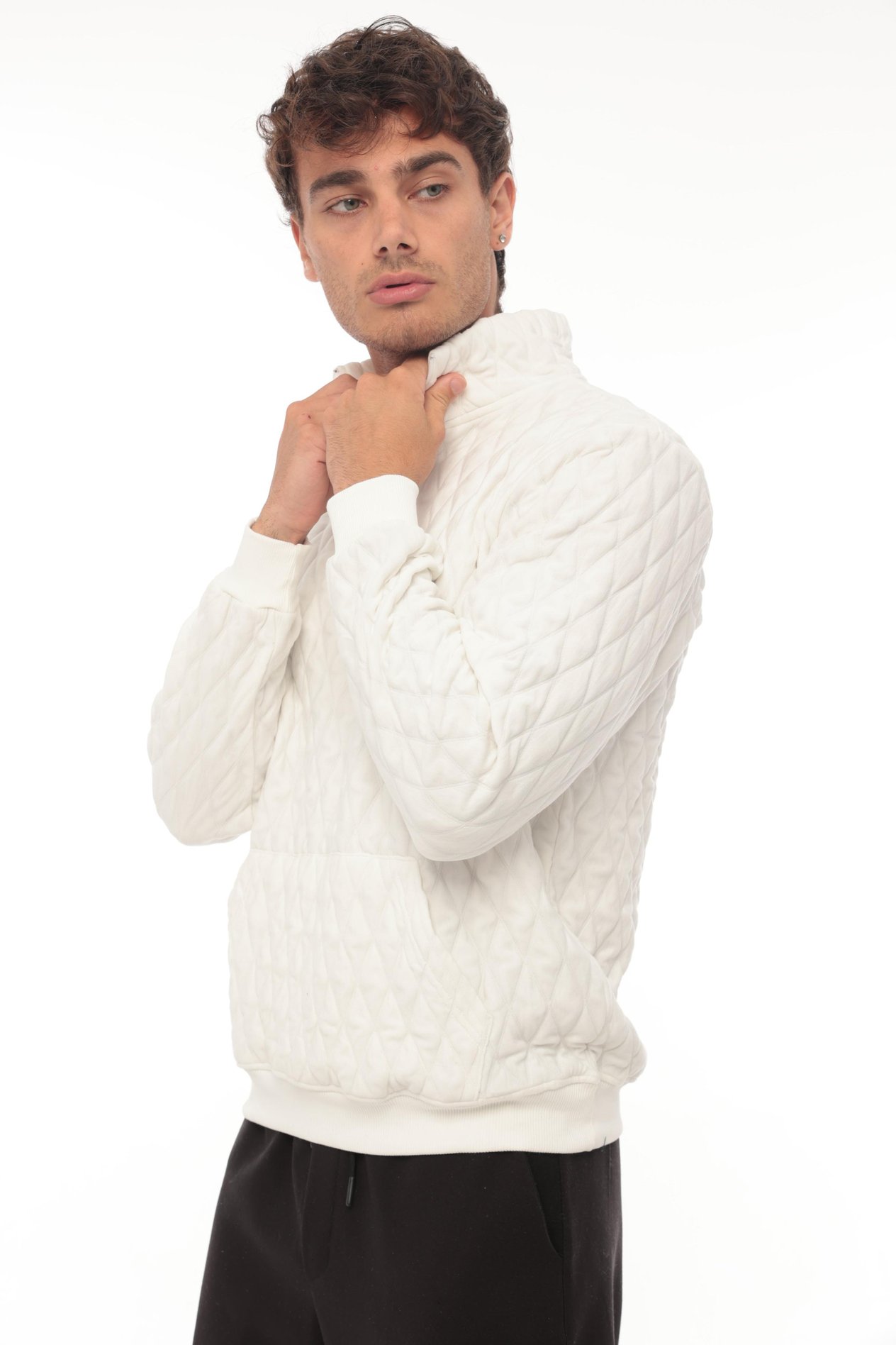Miron Beyaz Kapitone Detaylı Yarım Fermuarlı Regular Fit Sweatshirt