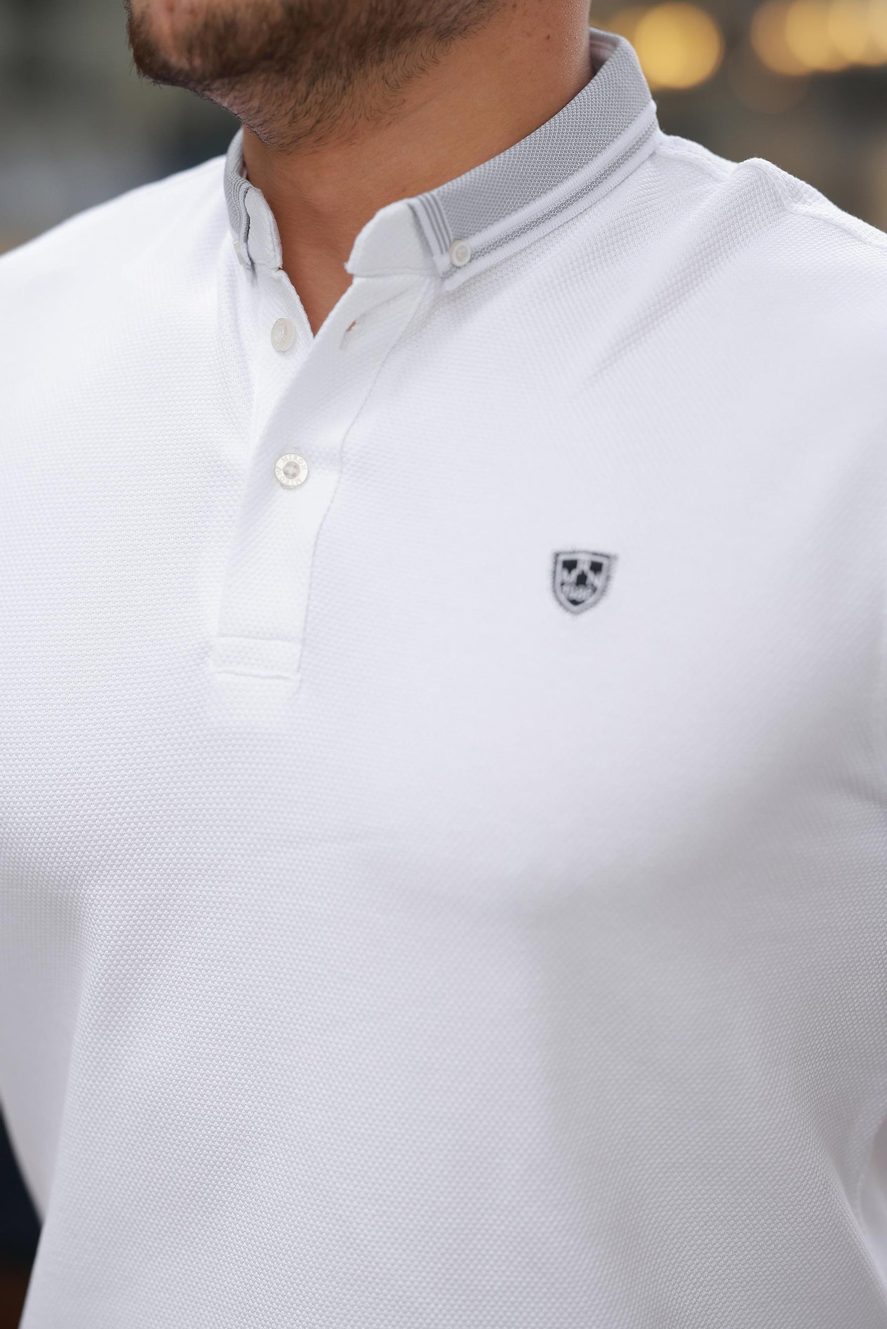 Miron Beyaz Logo Nakışlı Polo Yaka Kısa Kollu Tişört -2518