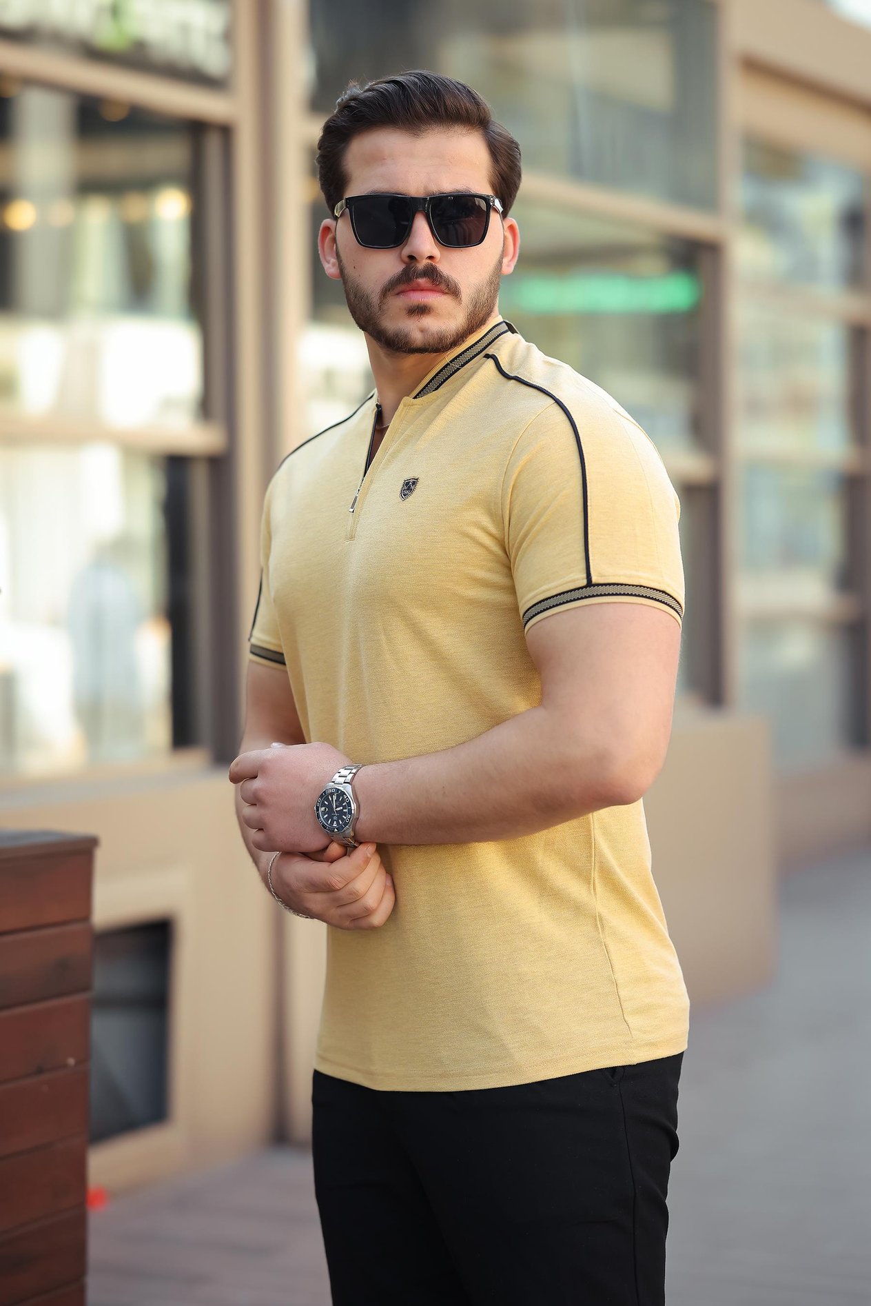 Miron Sarı Kolej Yaka Yarım Fermuarlı Kısa Kollu Tişört- 2408