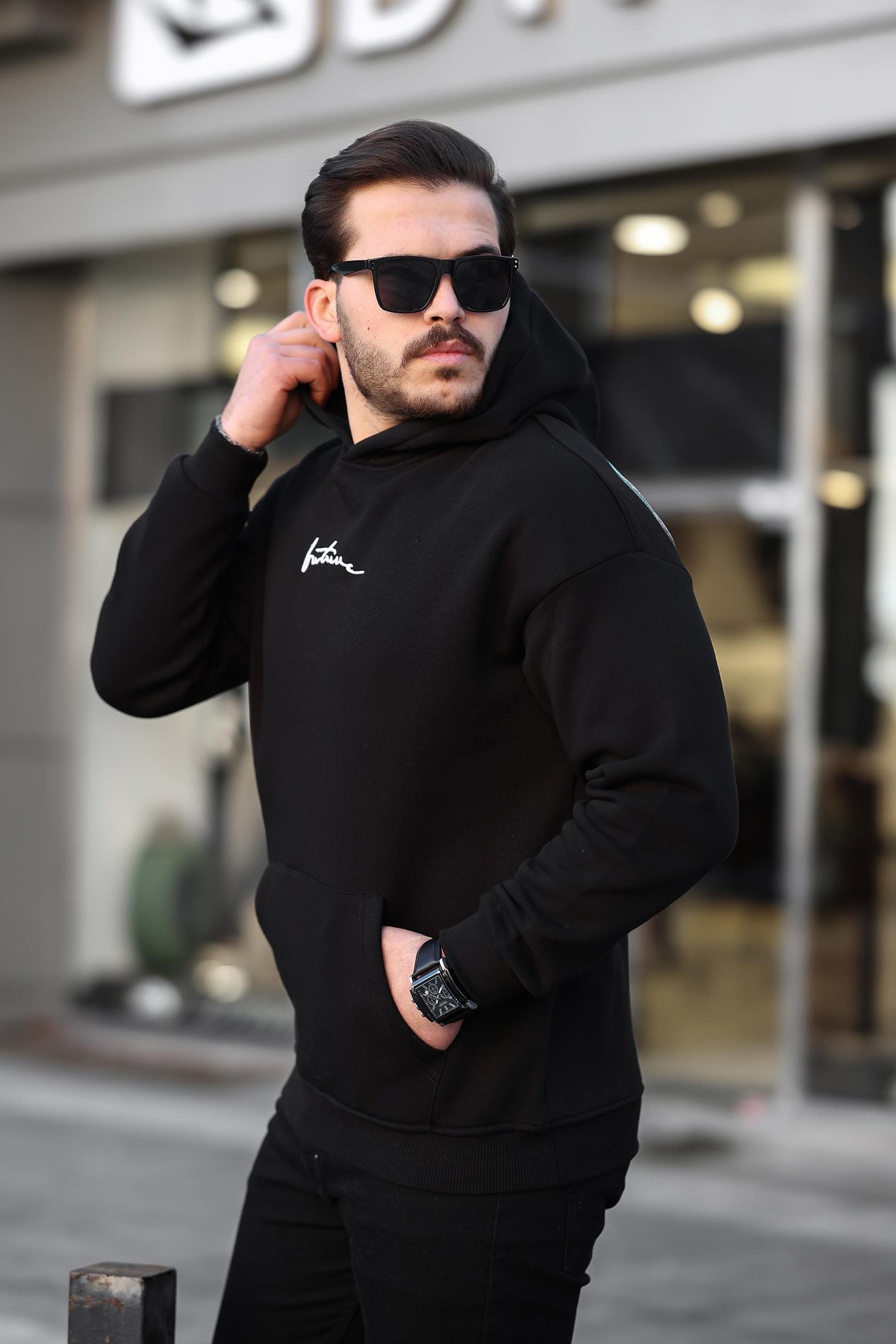 Miron Siyah Sırtı Baskılı Kapüşonlu Üç İplik Oversize Sweatshirt- 2441