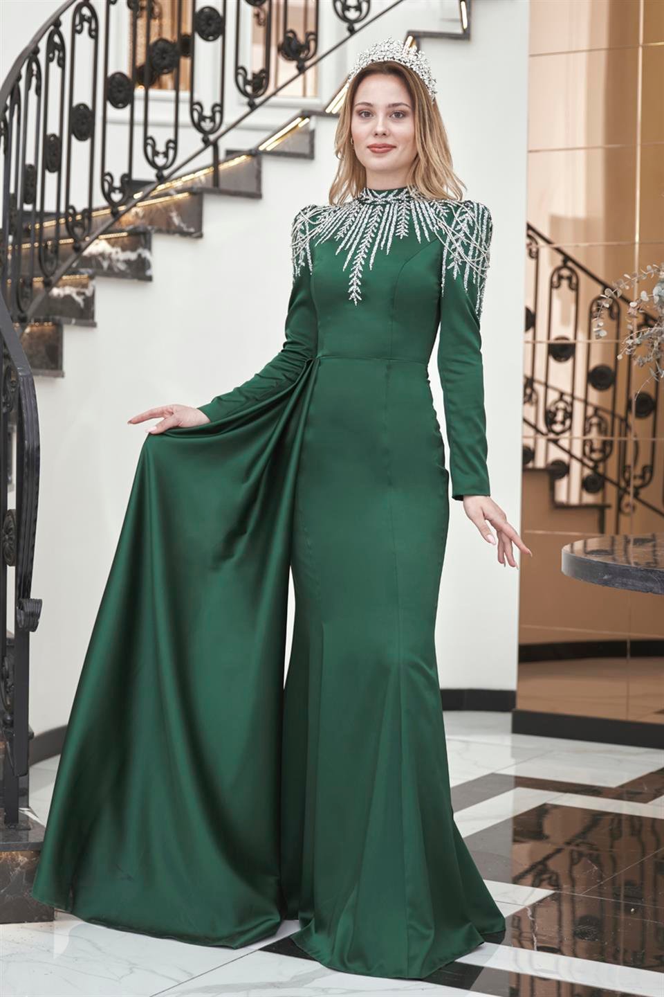 Zehra Tesettür Abiye Zümrüt