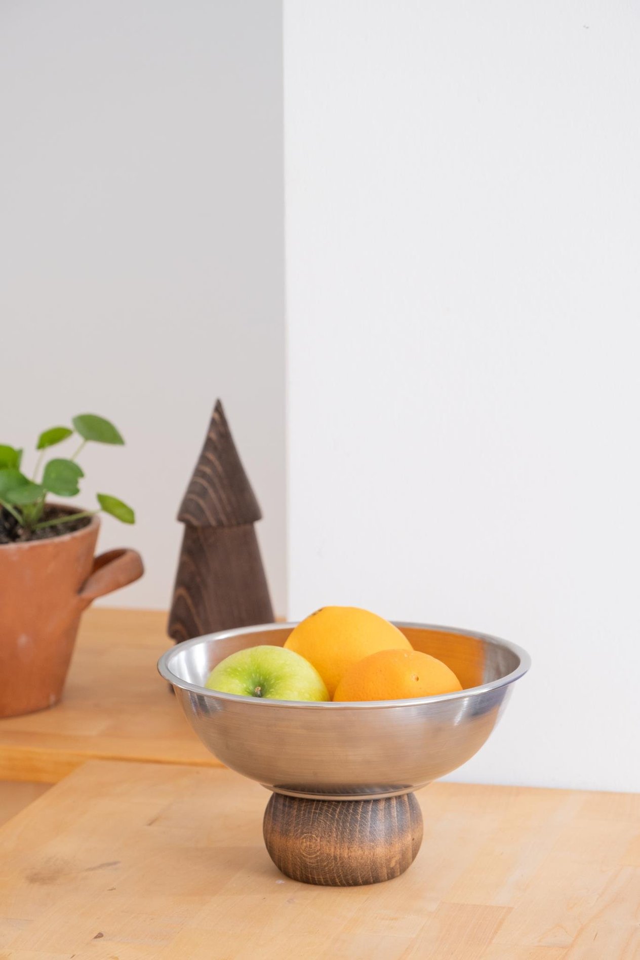 Ahşap Ayaklı Metal 22 cm Salata Kısır Meyve Sunum Kasesi