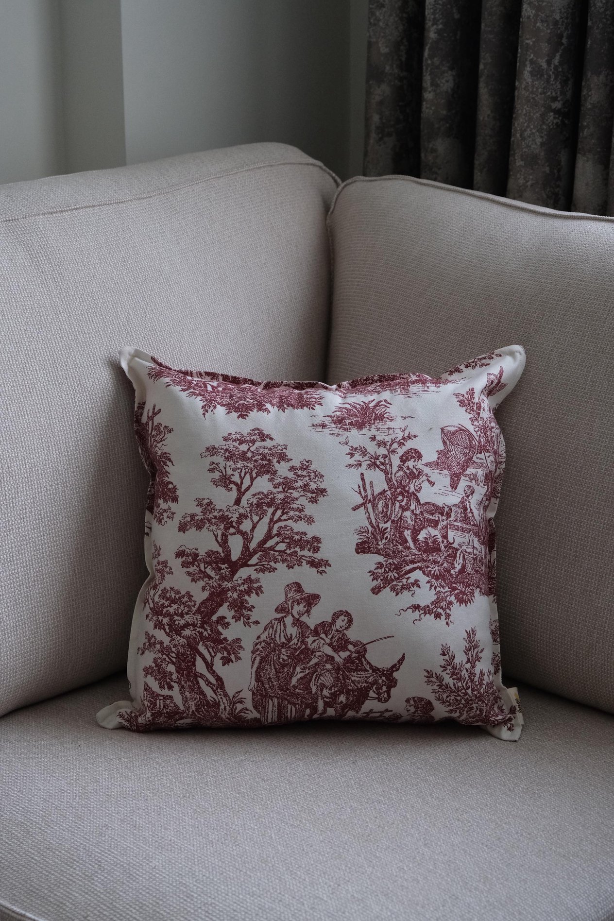Bordo Vintage Desenli 45x45 Dekoratif Yastık Kılıfı